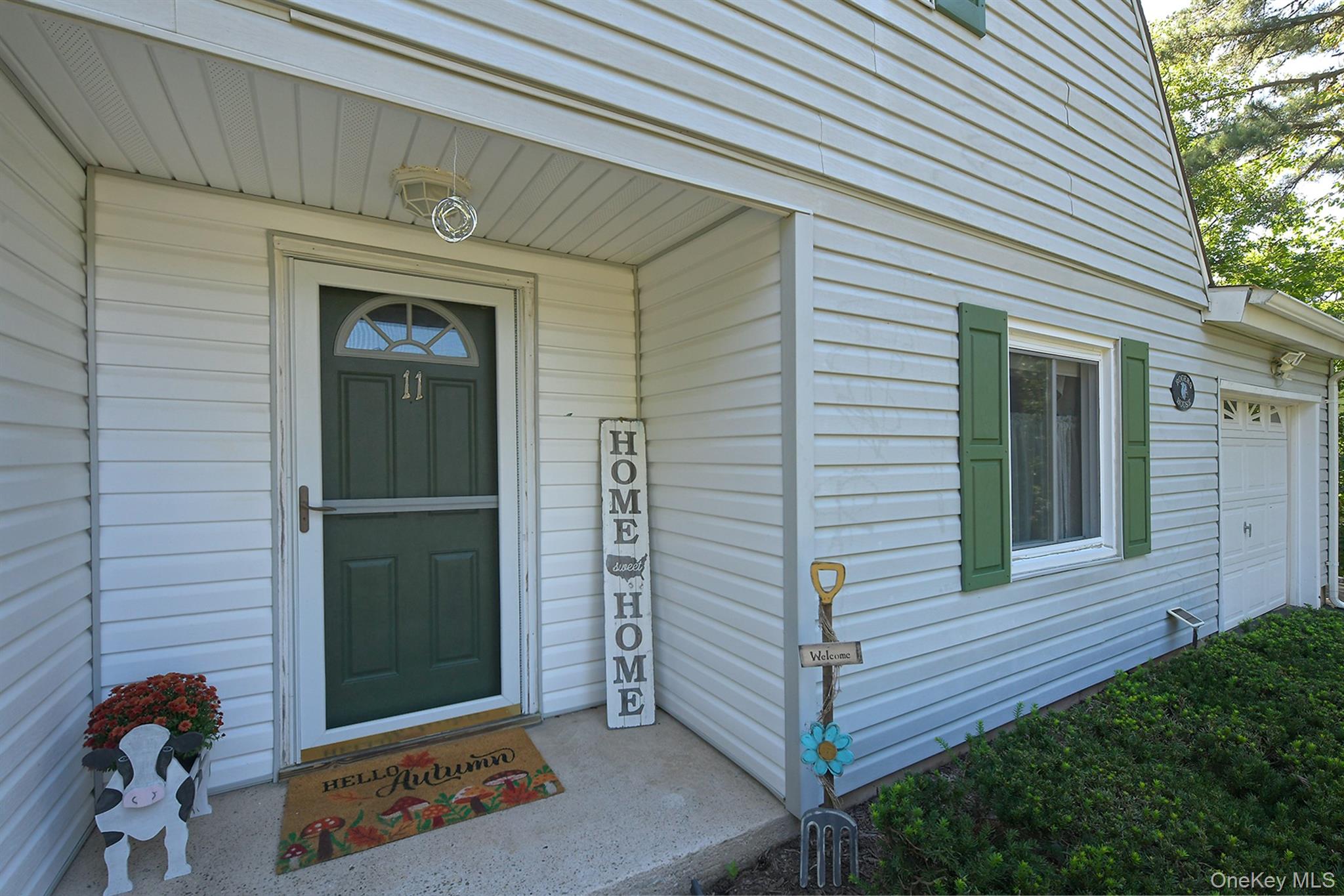 11 Crooked Pine Drive – For Sale photo 2