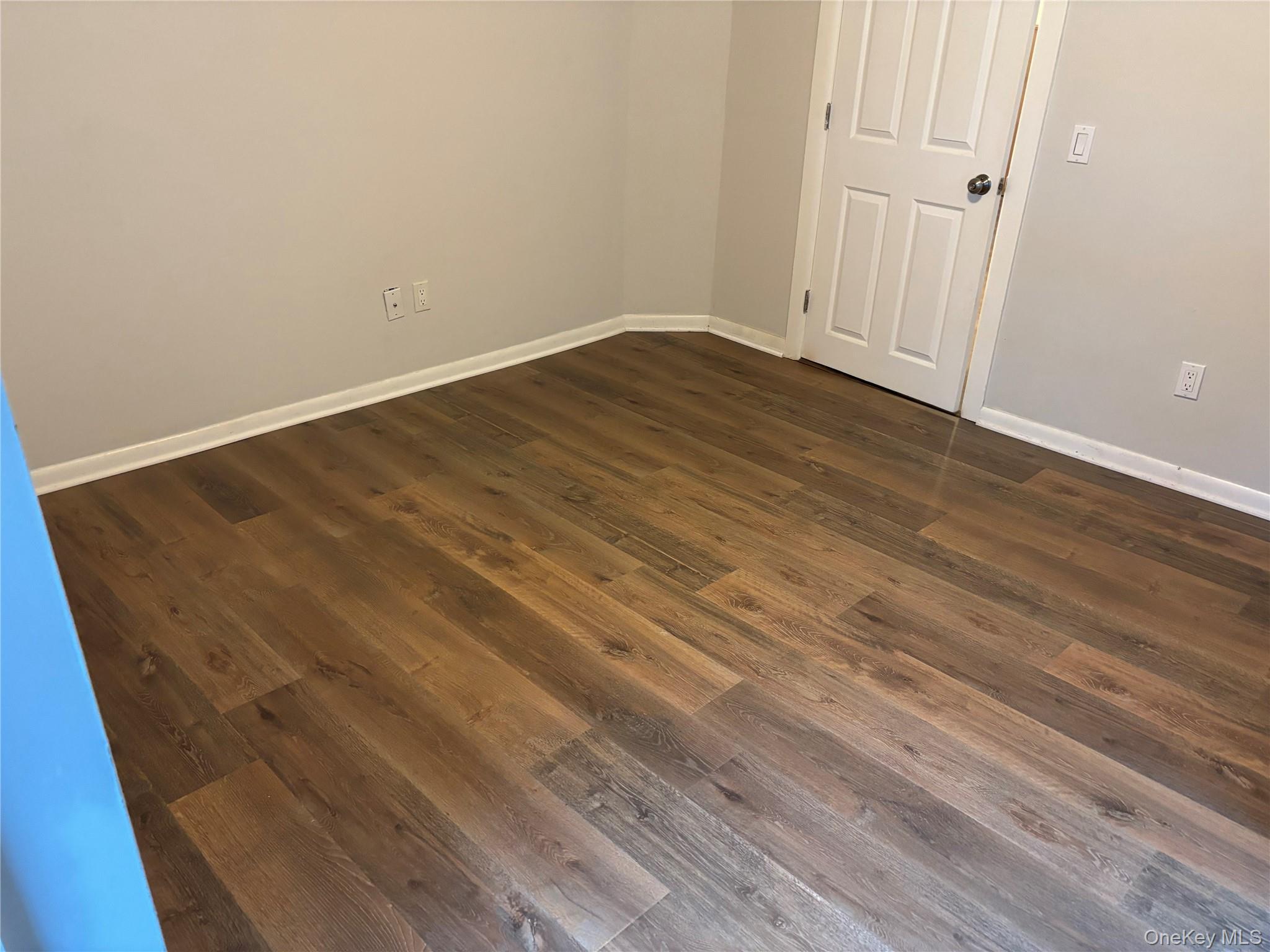 5 Bush Road – For Rent photo 14