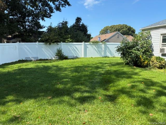 4 Carston Street W – For Sale photo 24