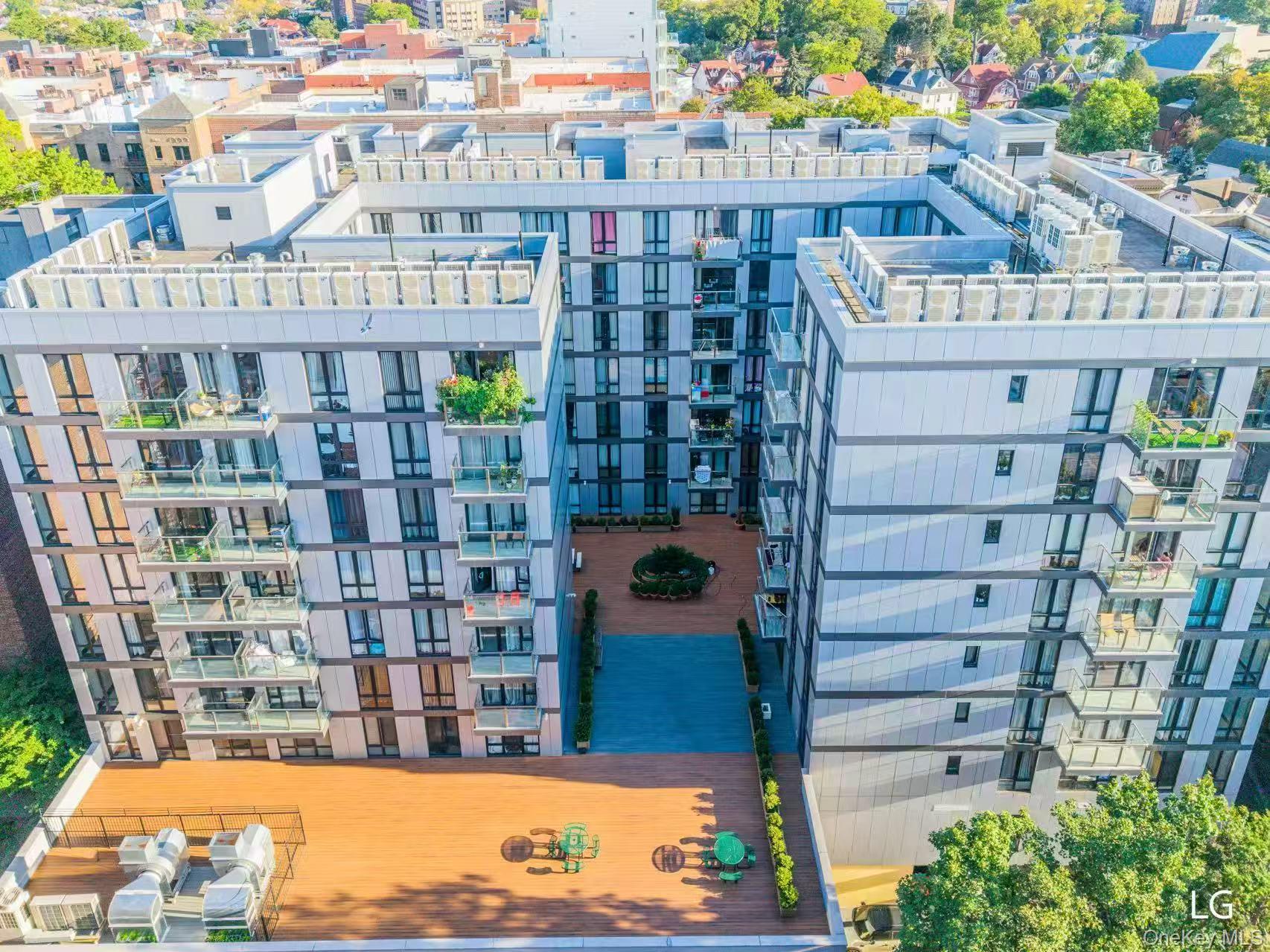 144-27 Sanford Avenue, Unit 3N photo 17