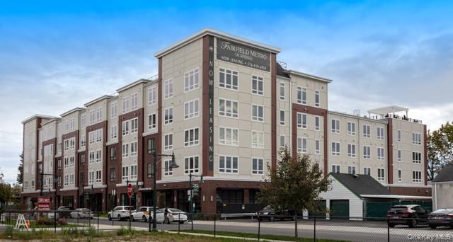 116 Searing Avenue, Unit PHN409