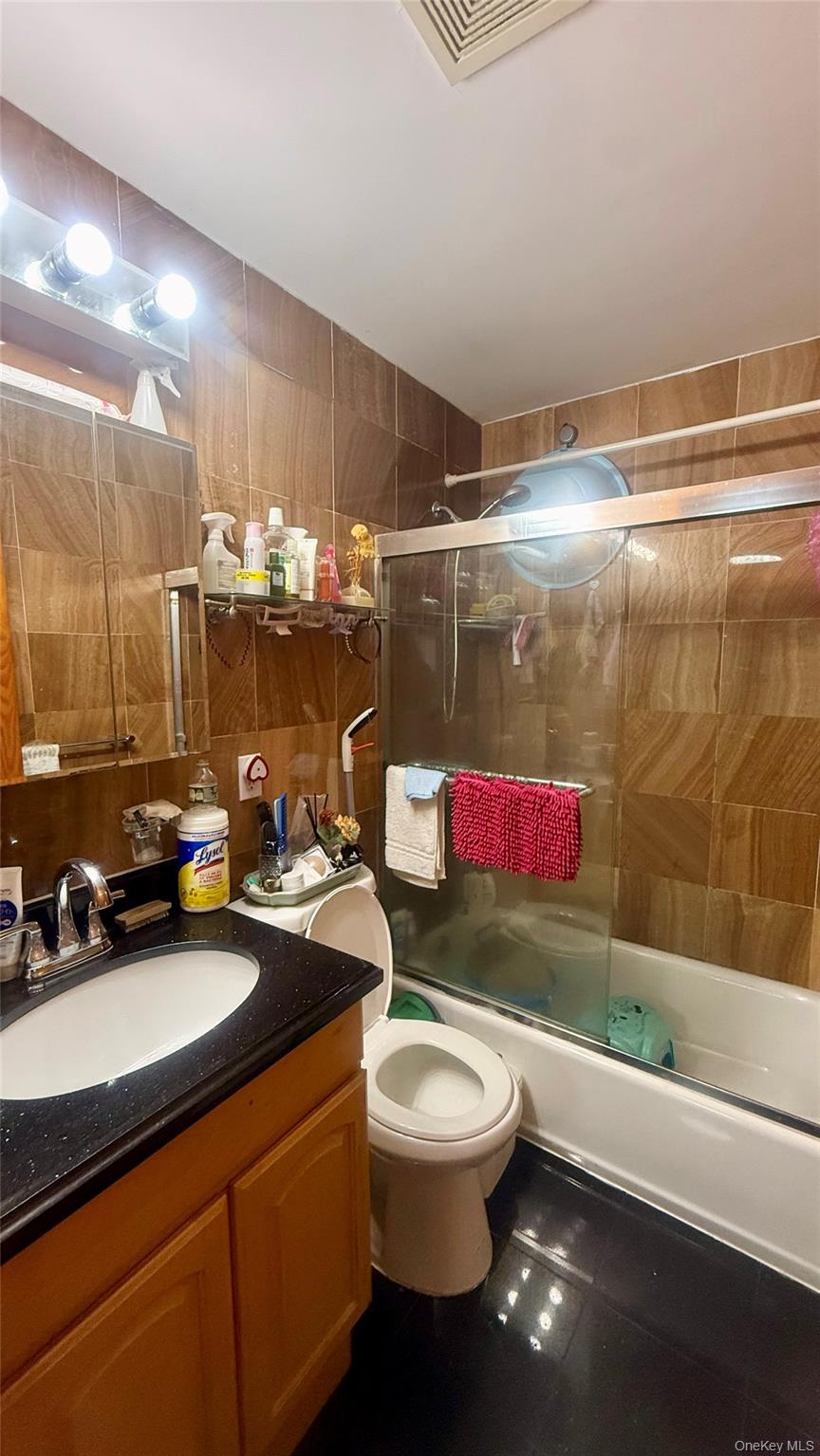 37-33 107th Street, Unit 3B photo 2