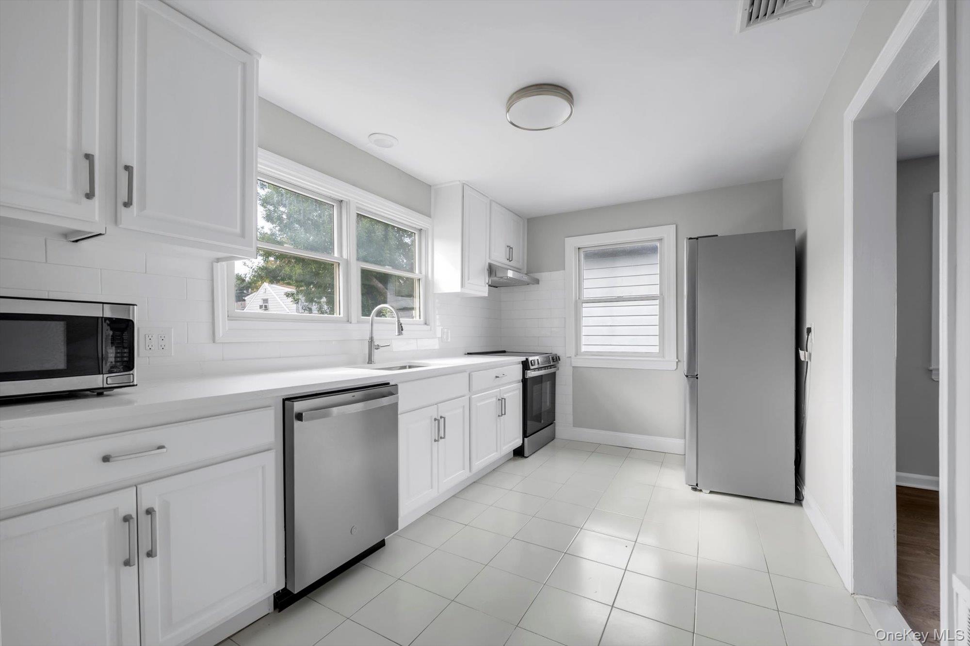 7 Linwood Road N – For Sale photo 4