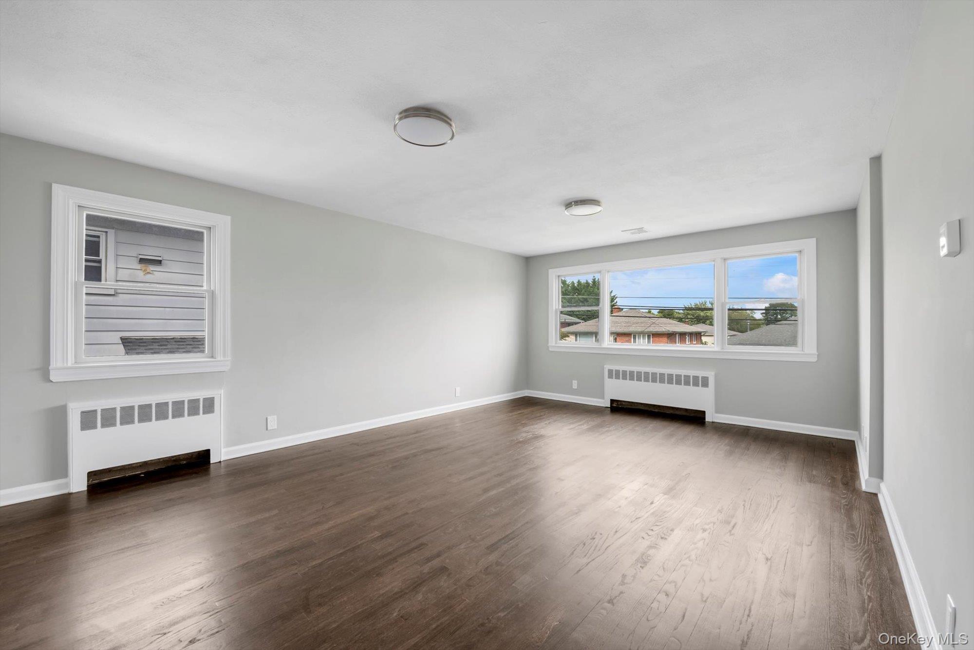 7 Linwood Road N – For Sale photo 2