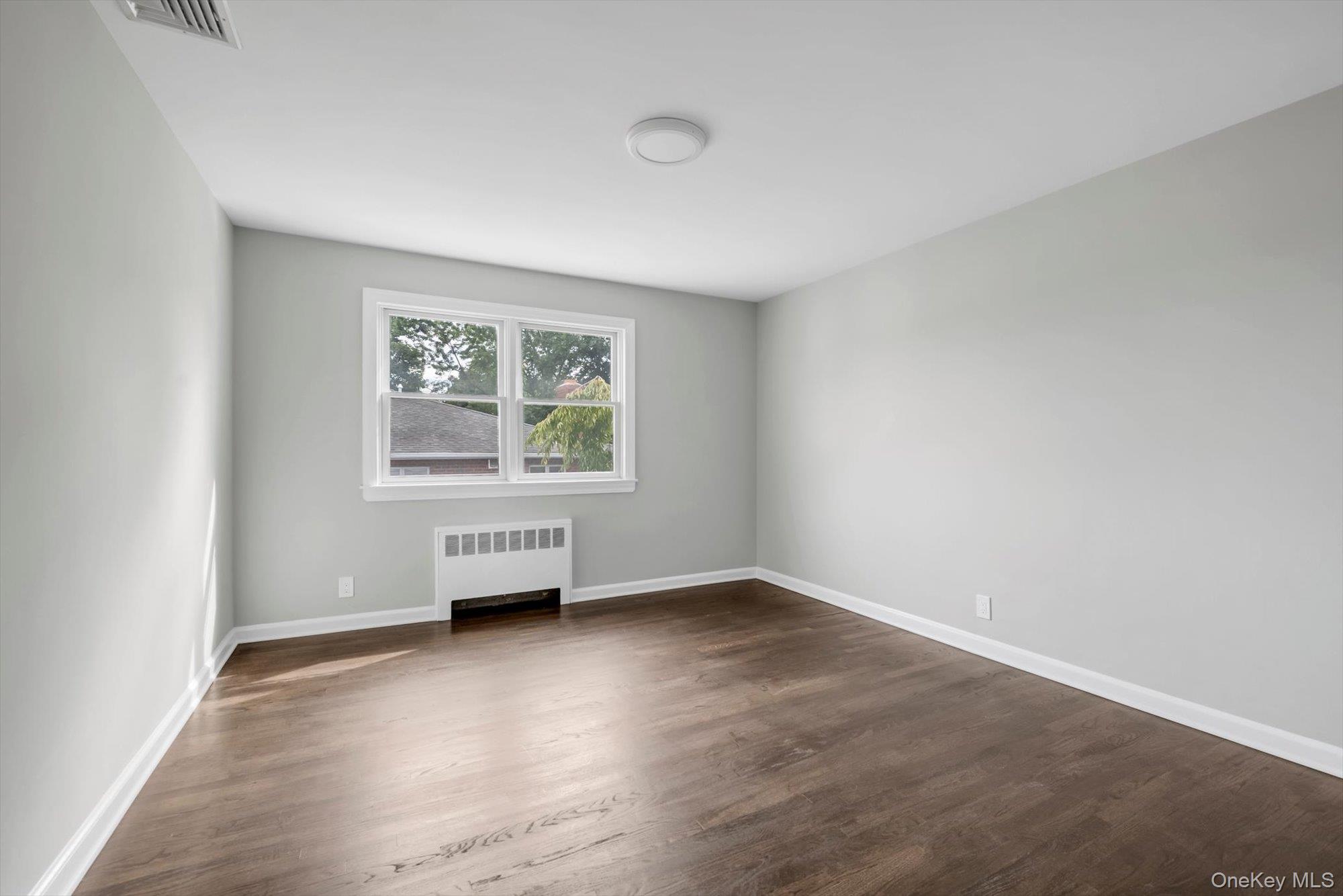 7 Linwood Road N – For Sale photo 7