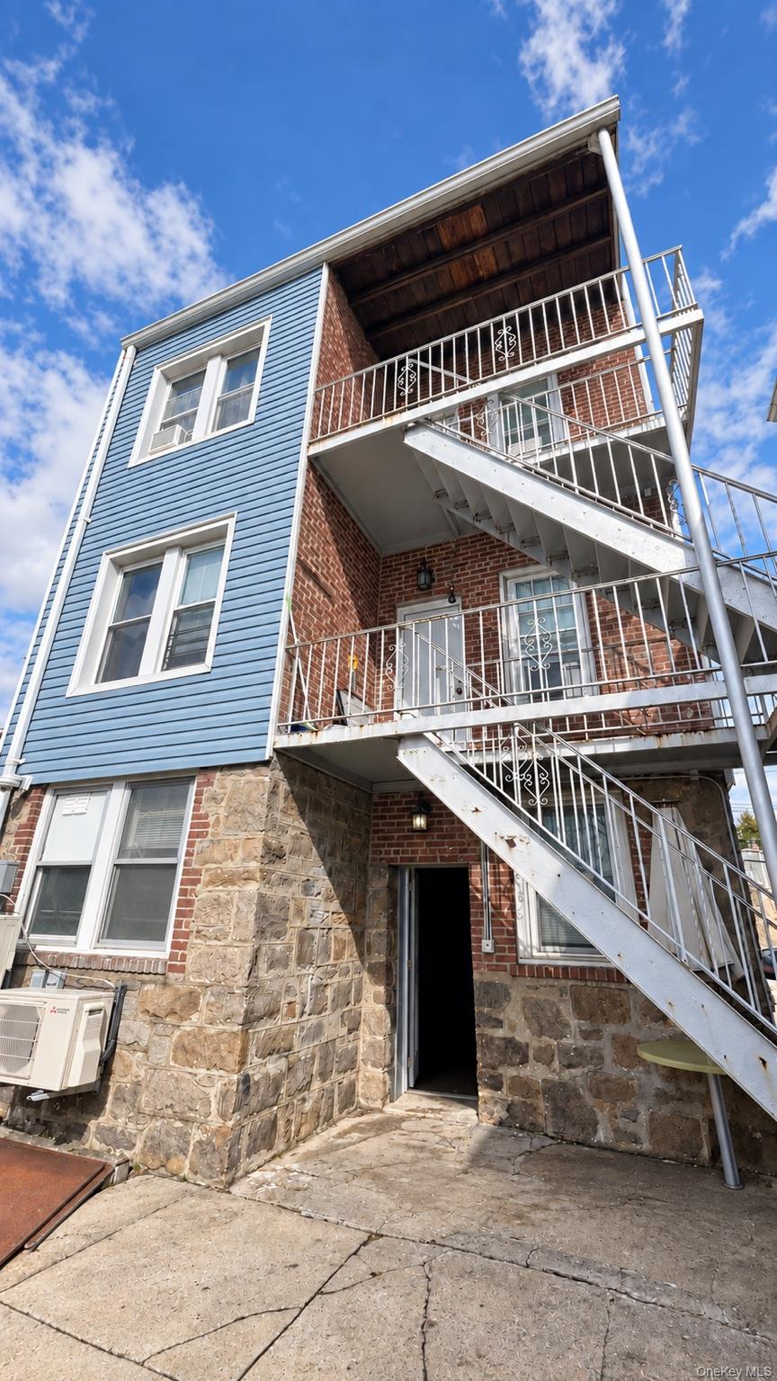 880 Midland Avenue – For Sale photo 2