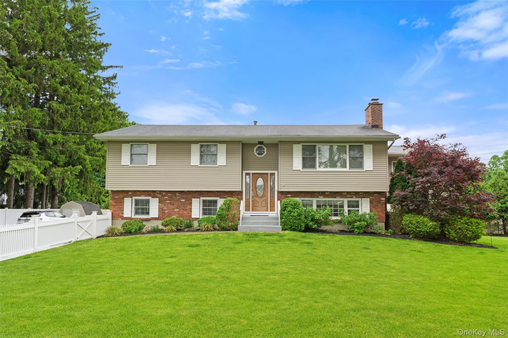 1 Sherwood Road – For Sale photo 2