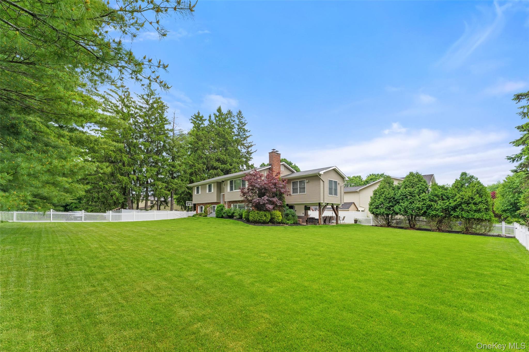 1 Sherwood Road – For Sale photo 5