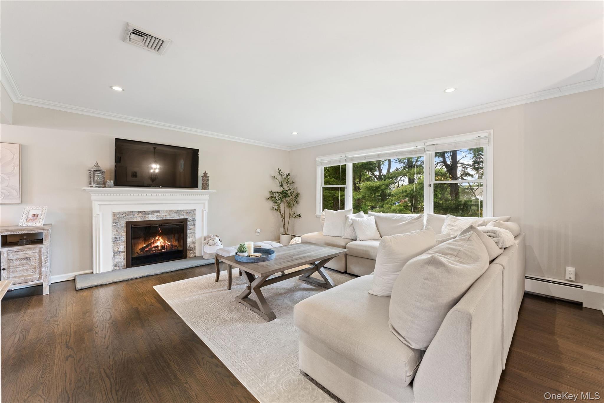 1 Sherwood Road – For Sale photo 6