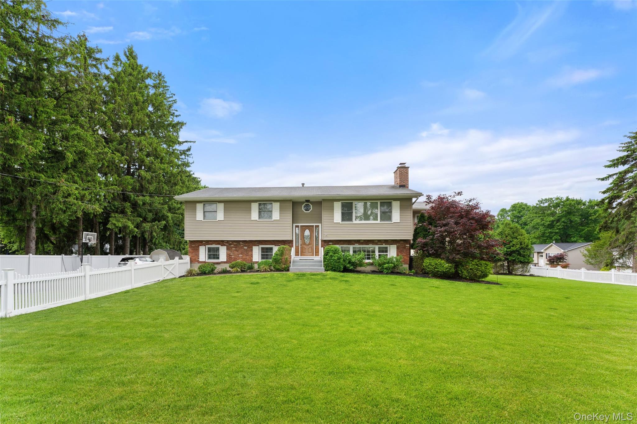 1 Sherwood Road – For Sale photo 3