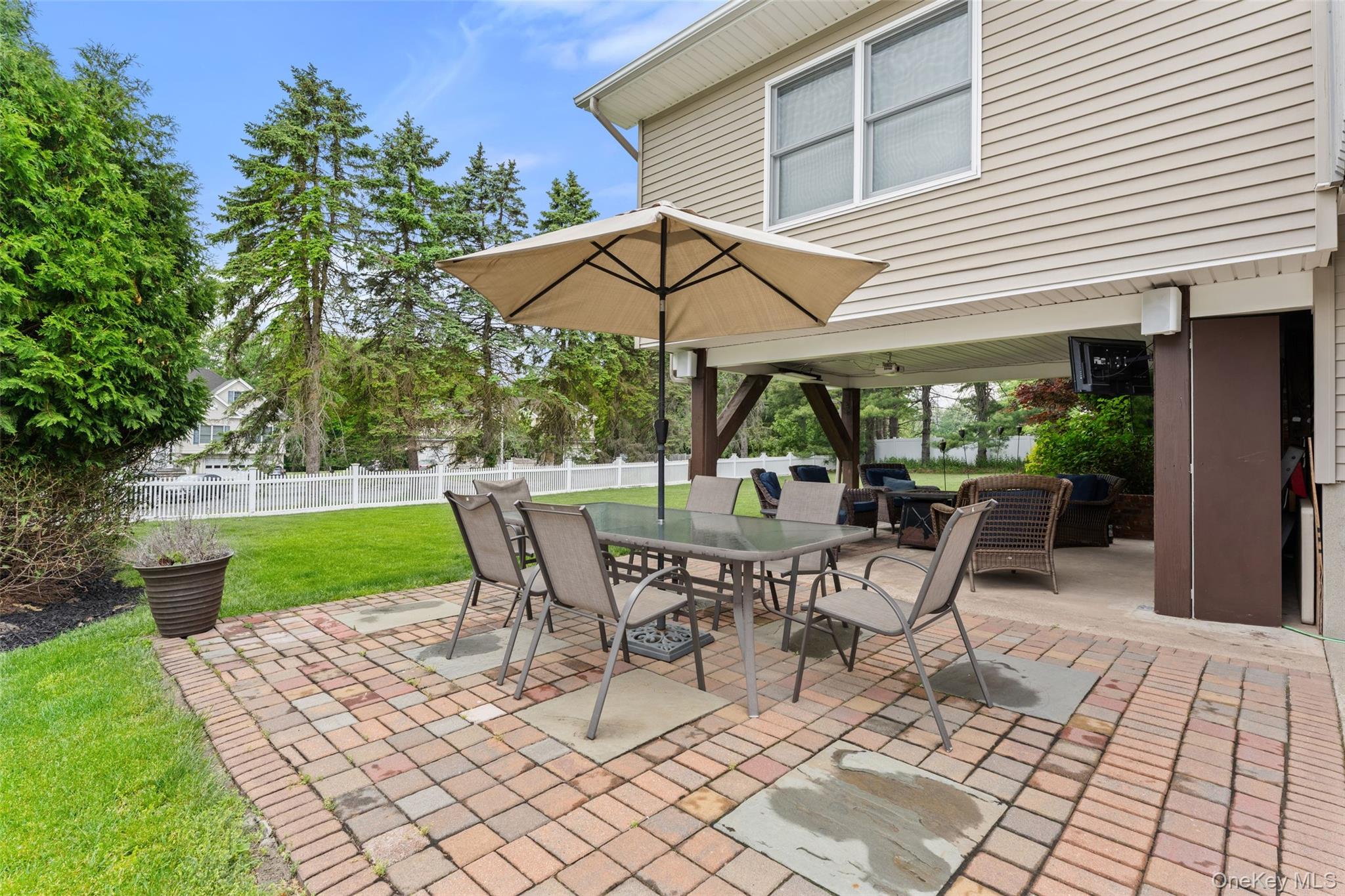1 Sherwood Road – For Sale photo 27