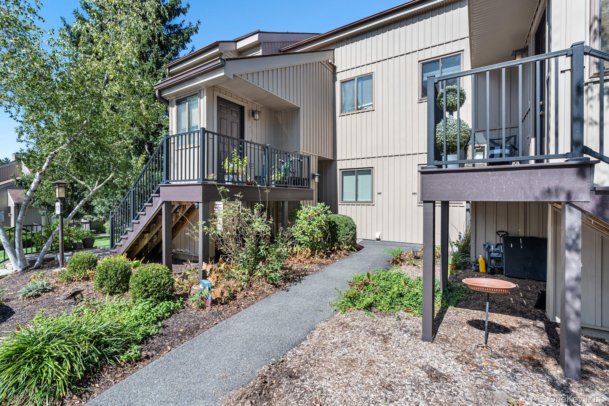 11 Nicole Circle, Unit 1