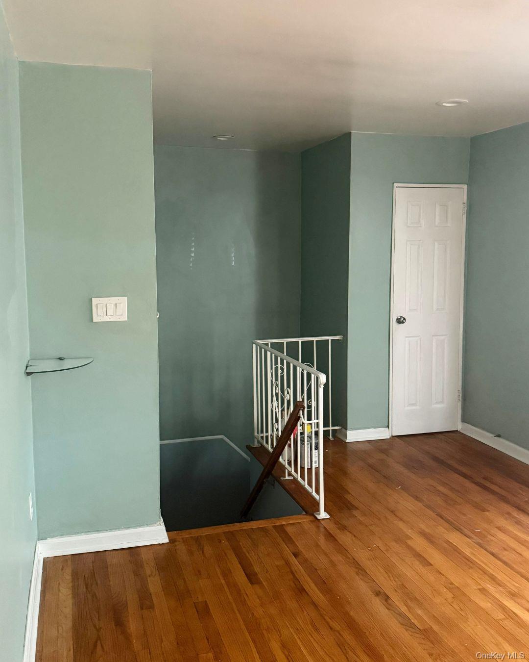 23424 133rd Avenue, Unit Upper photo 3