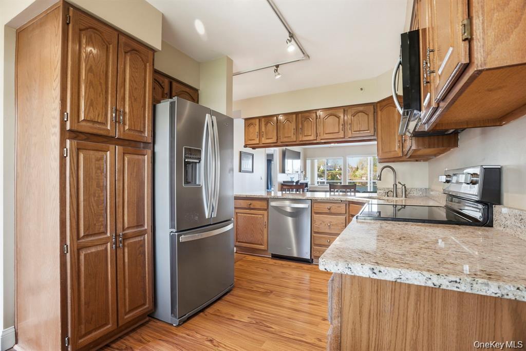 4 Marina Drive, Unit D2 photo 7