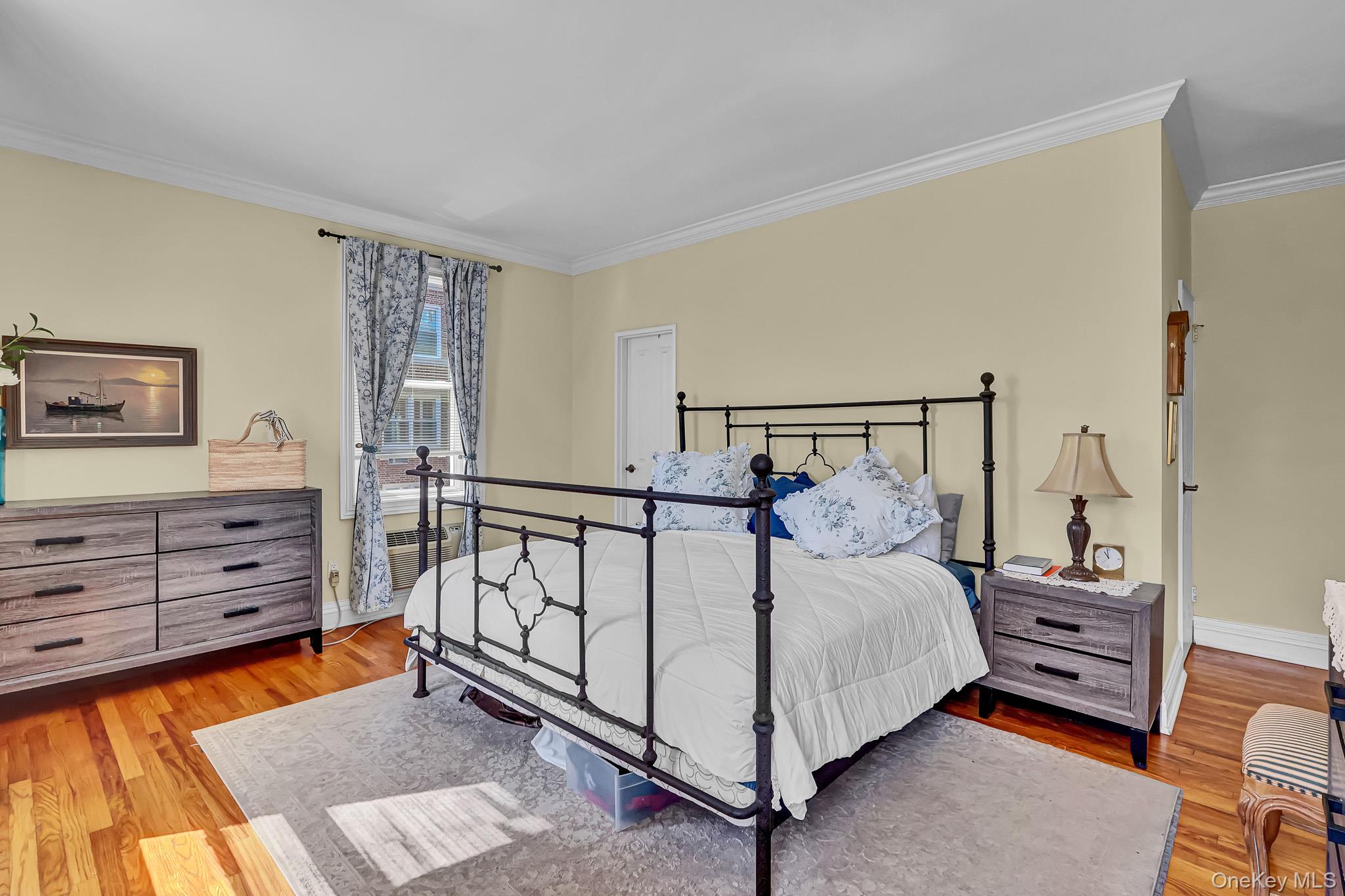 111 7th Street, Unit 304 photo 18