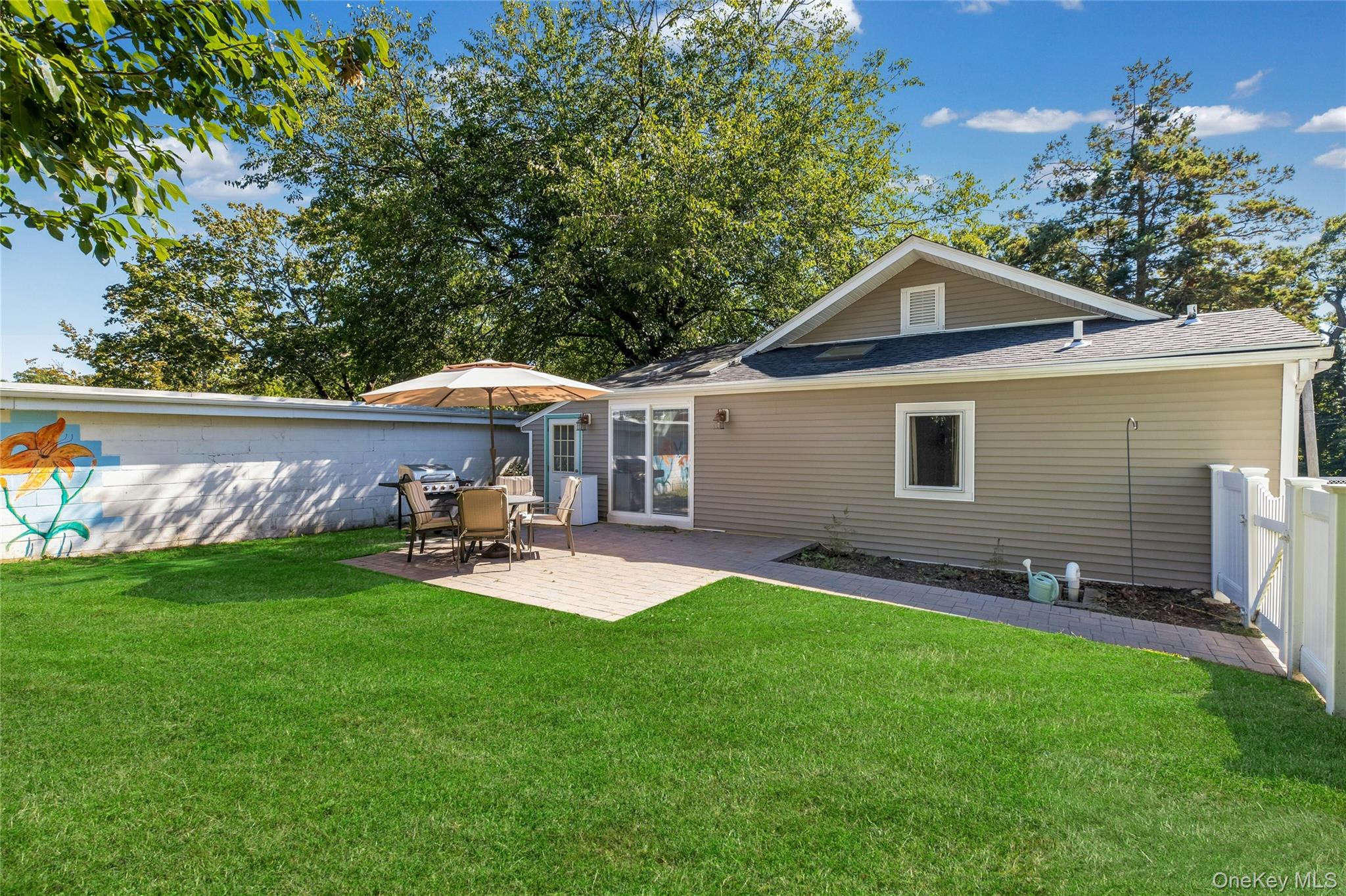 3 School Street – For Sale photo 27