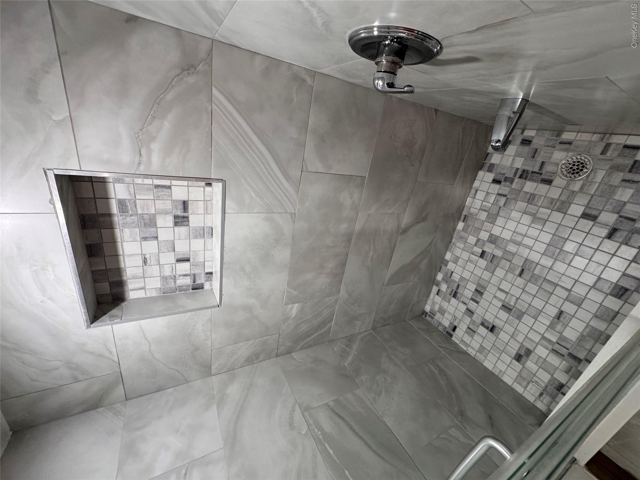 887 Lafayette Avenue – For Rent photo 16