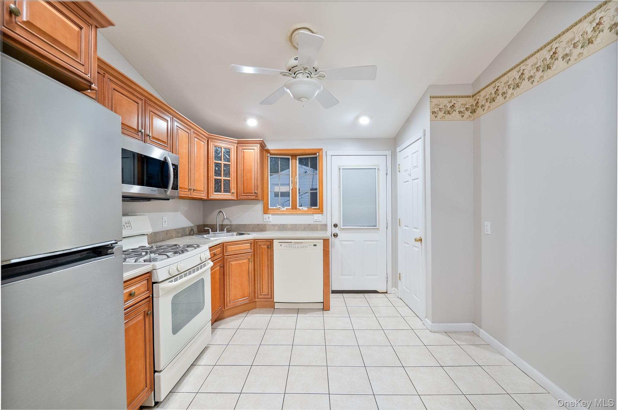 423 Westview Avenue – For Sale photo 12