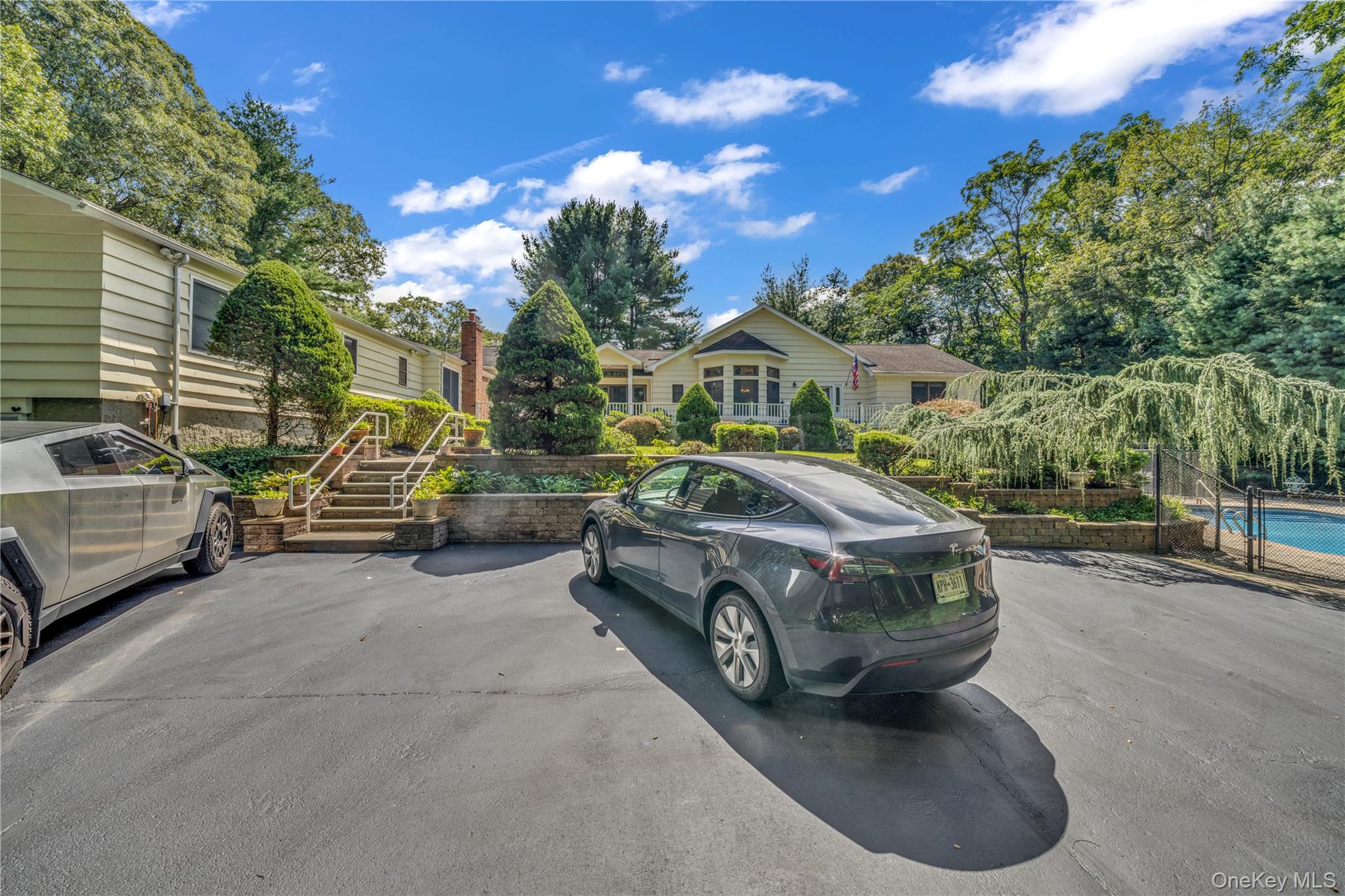 20 Old Route 25A – For Sale photo 6