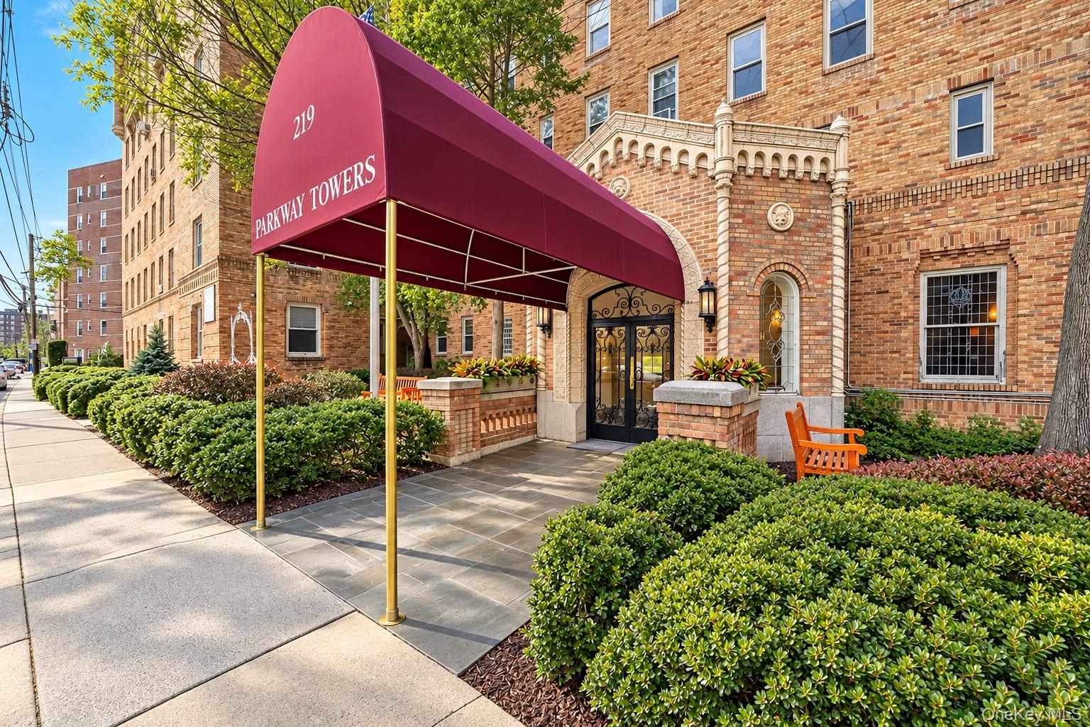 219 Bronx River Road, Unit 4N photo 26