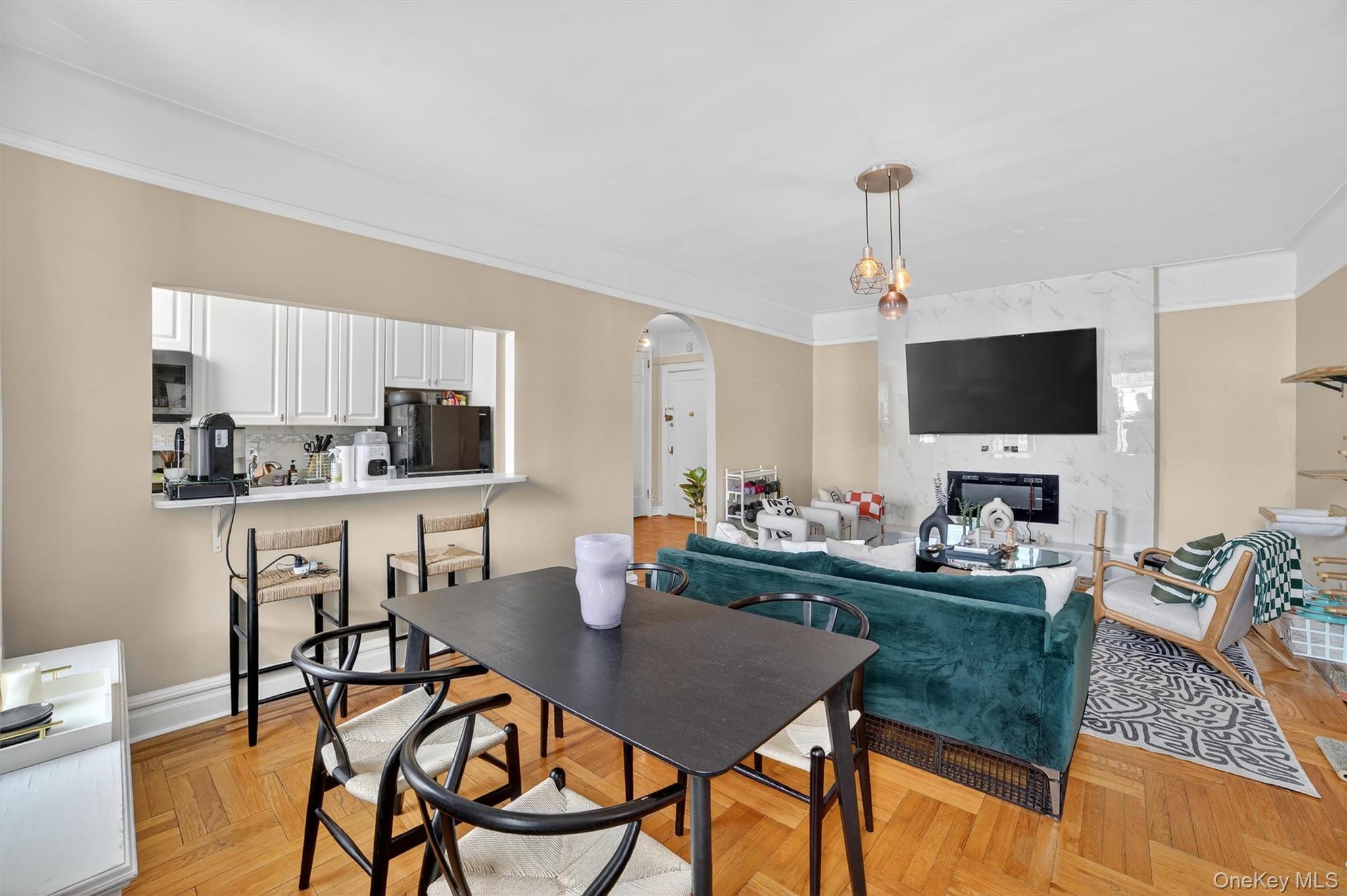 219 Bronx River Road, Unit 4N photo 14