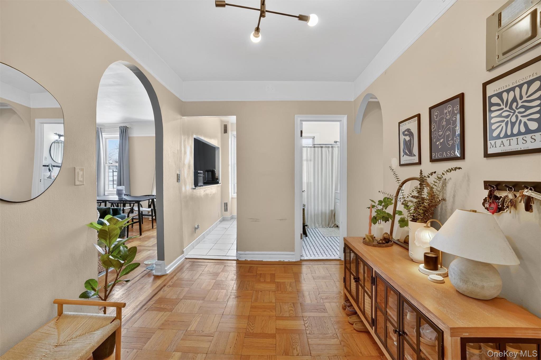 219 Bronx River Road, Unit 4N photo 3