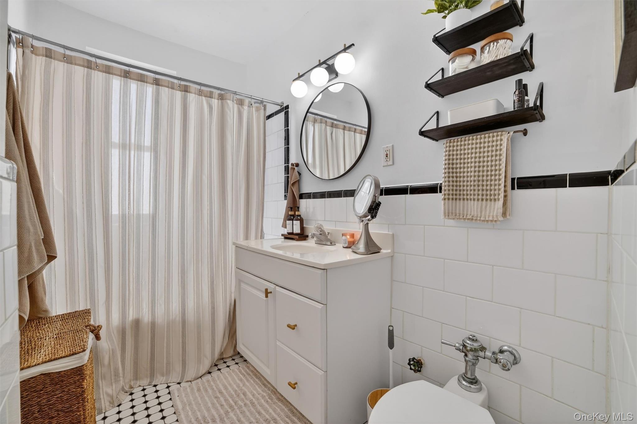 219 Bronx River Road, Unit 4N photo 24