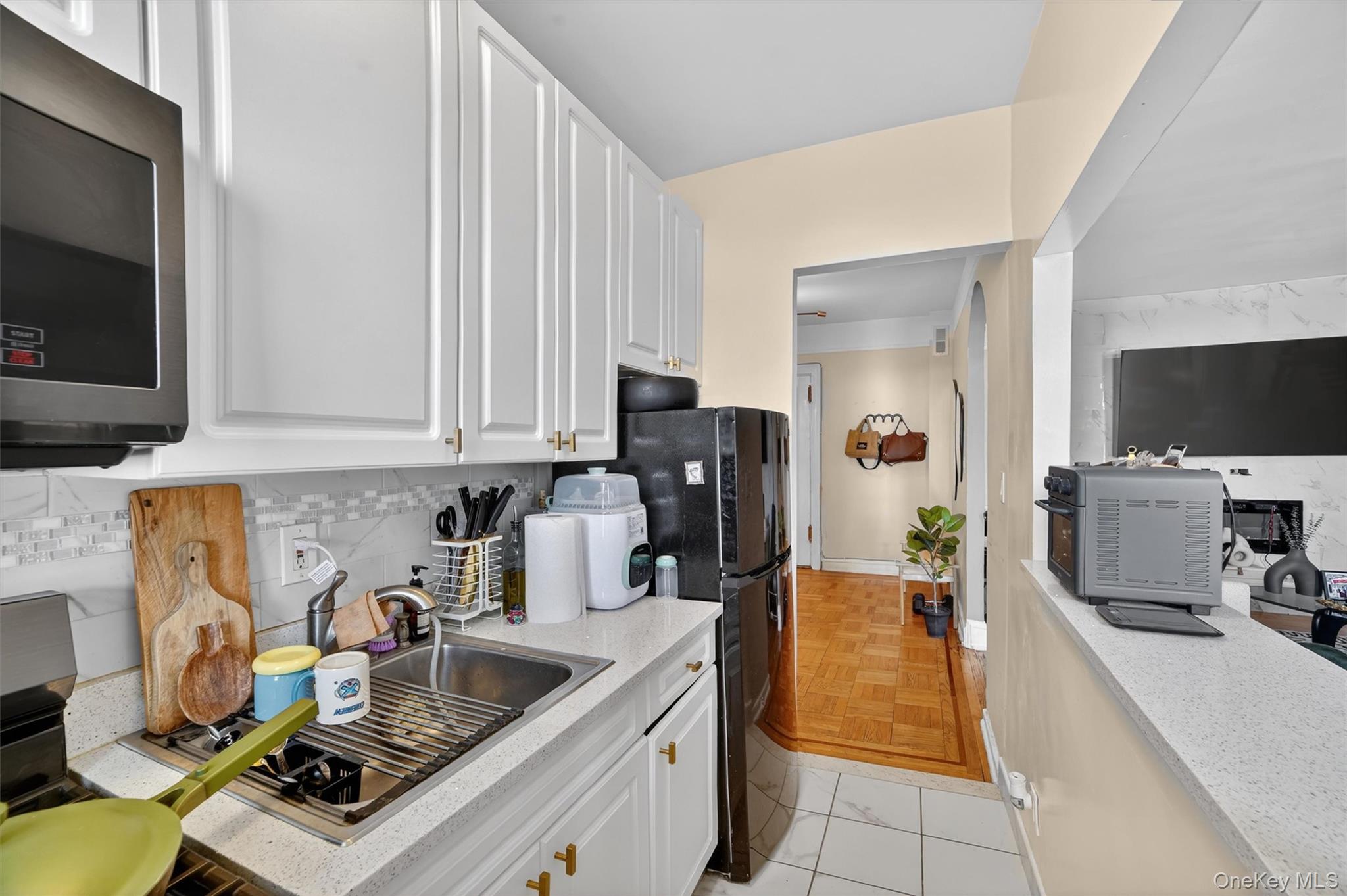 219 Bronx River Road, Unit 4N photo 9