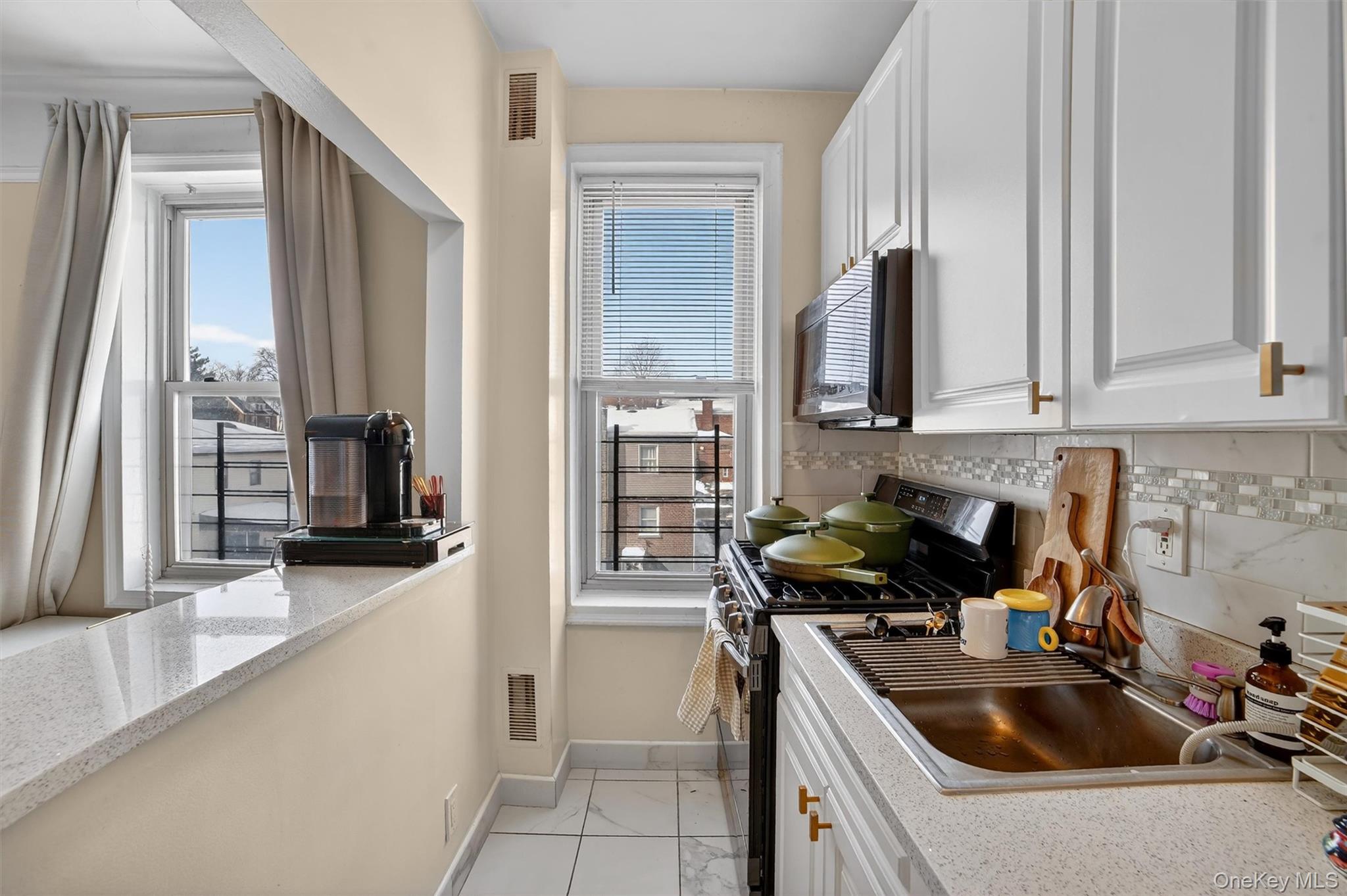 219 Bronx River Road, Unit 4N photo 6