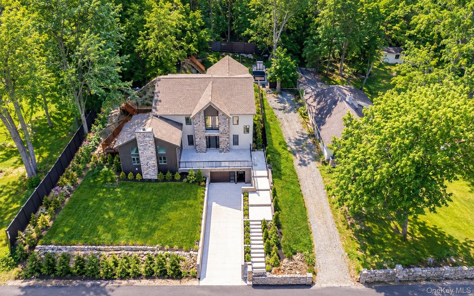 26 Post Hill Road – For Sale