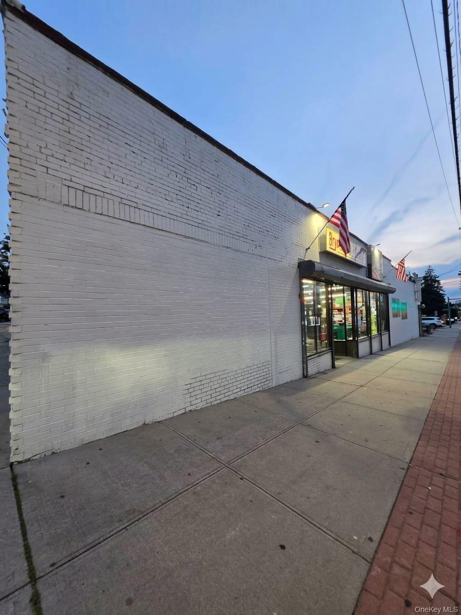 323 Jessamine Avenue – For Sale