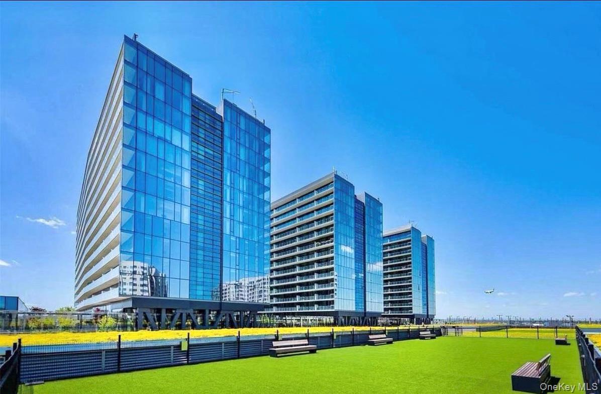 131-01 40th Road, Unit PH3D