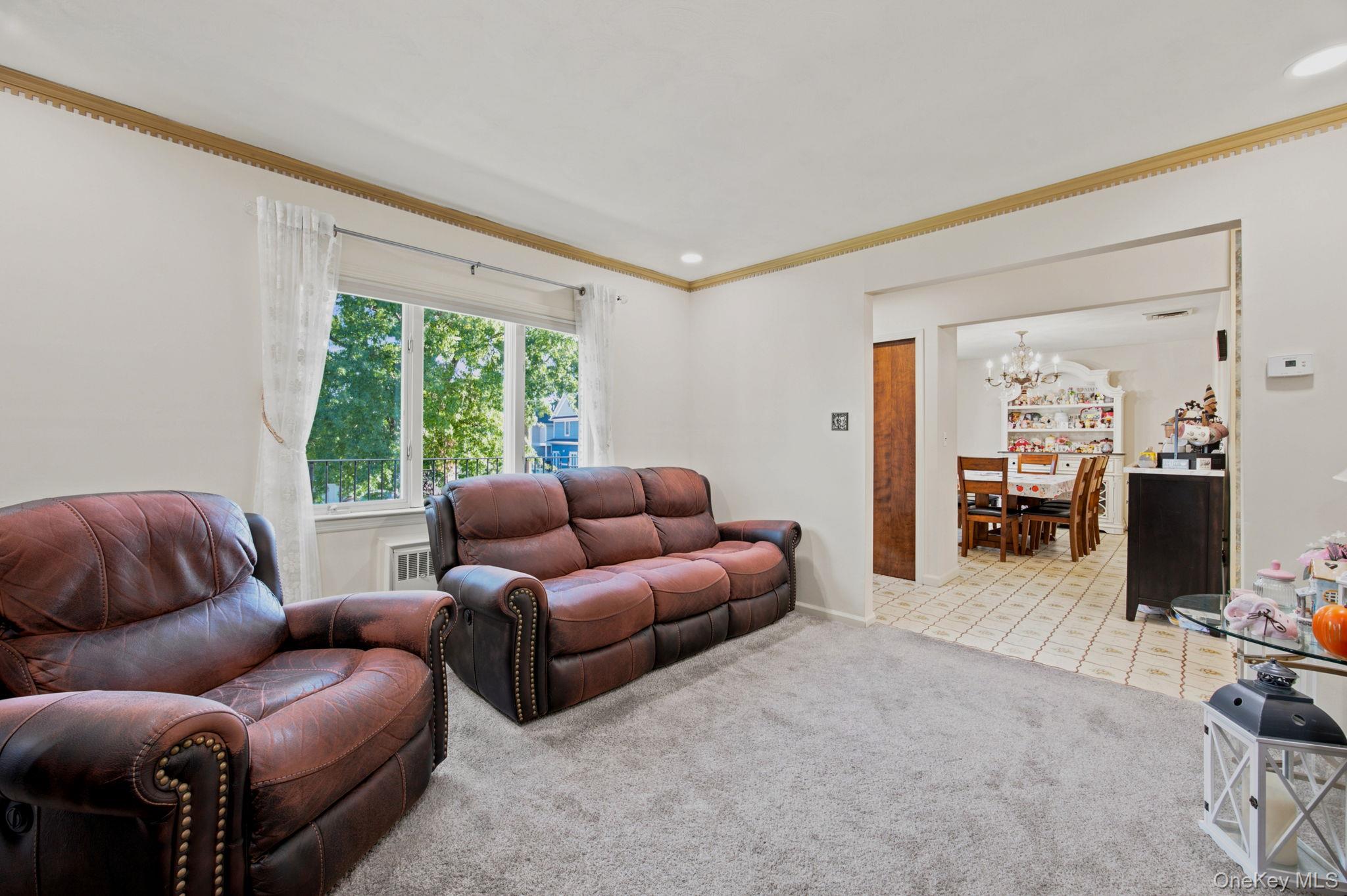 293 85th Avenue – For Sale photo 6