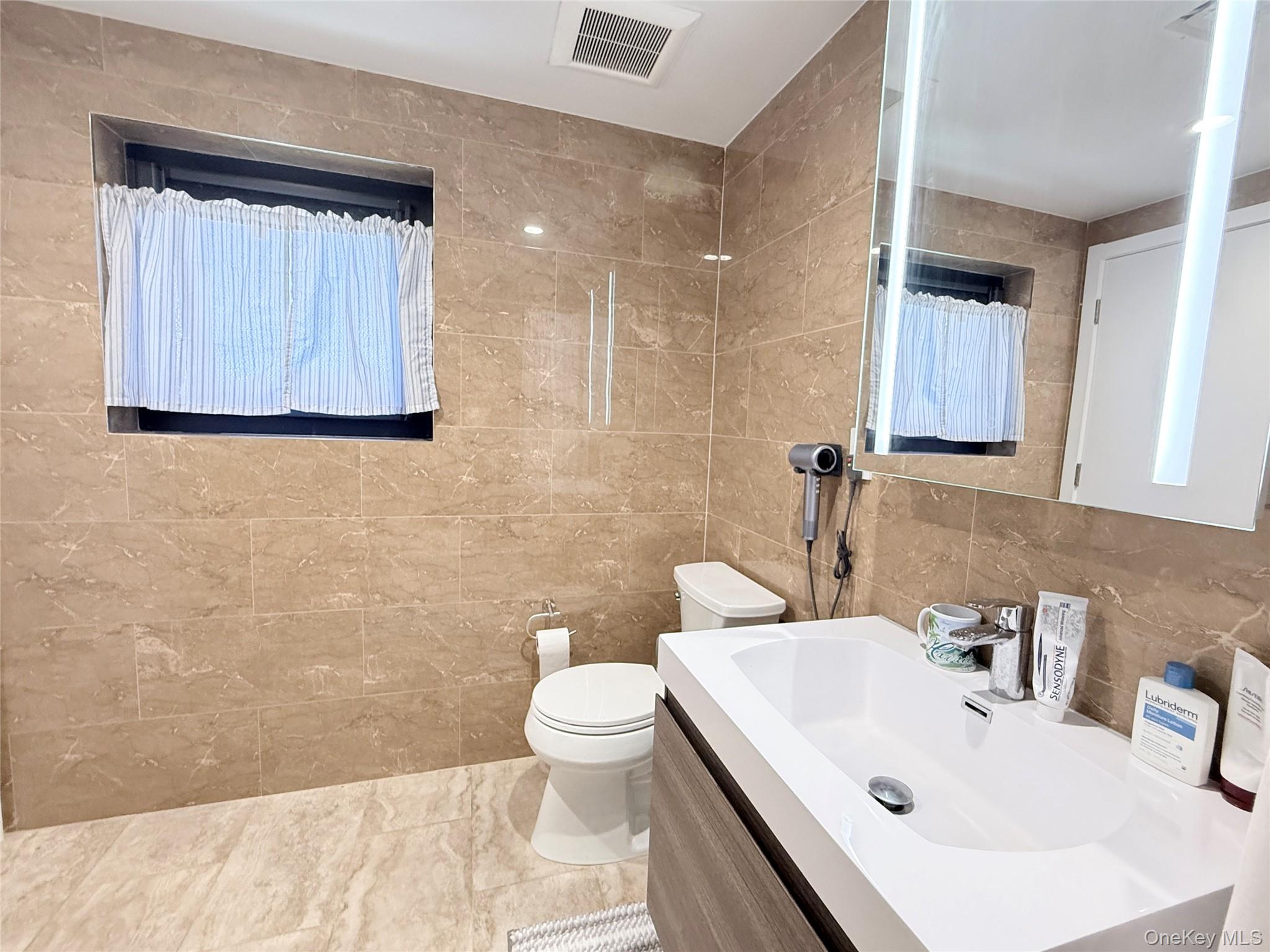 15353 77th Avenue, Unit 3C photo 13