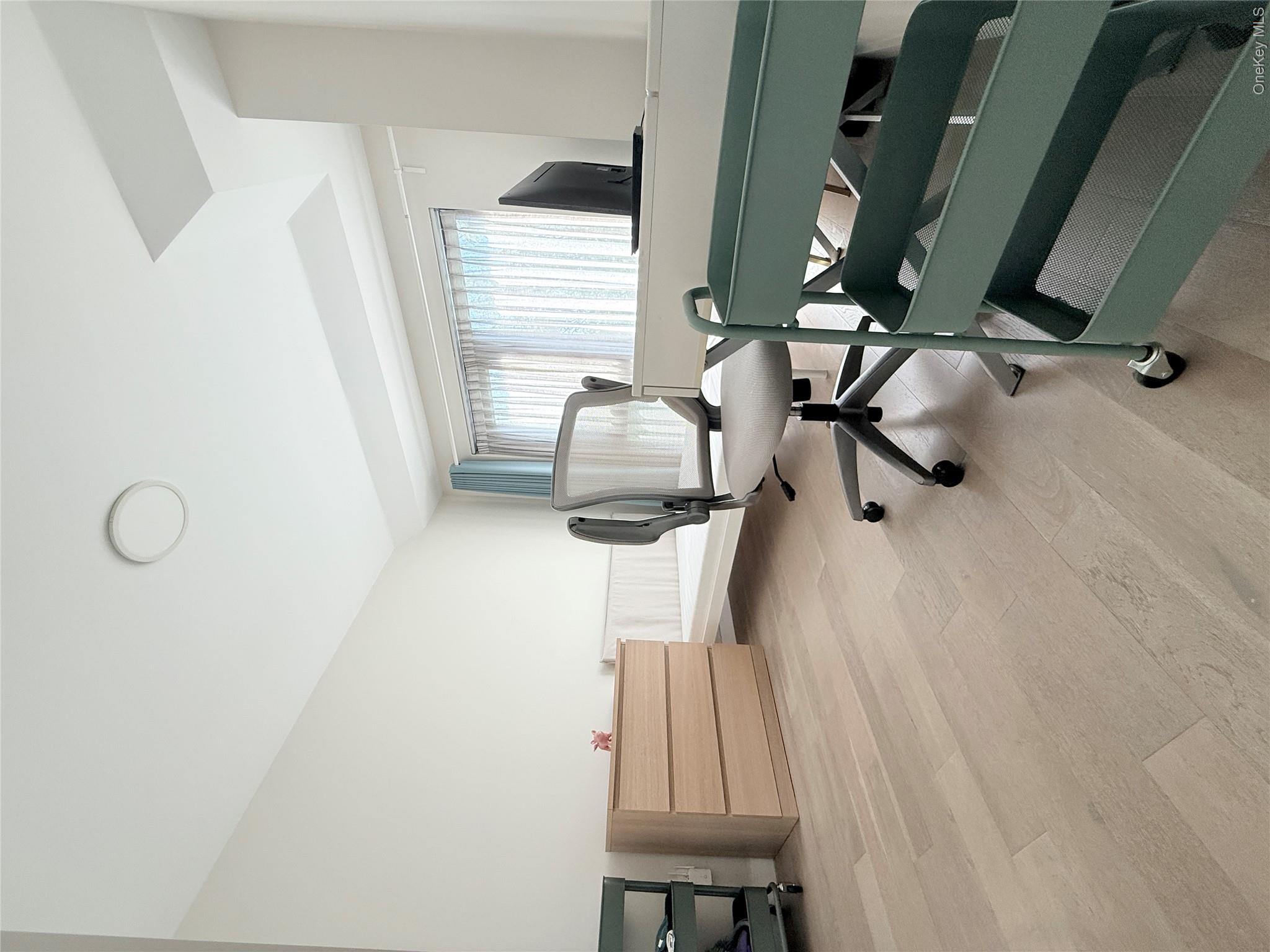 15353 77th Avenue, Unit 3C photo 5