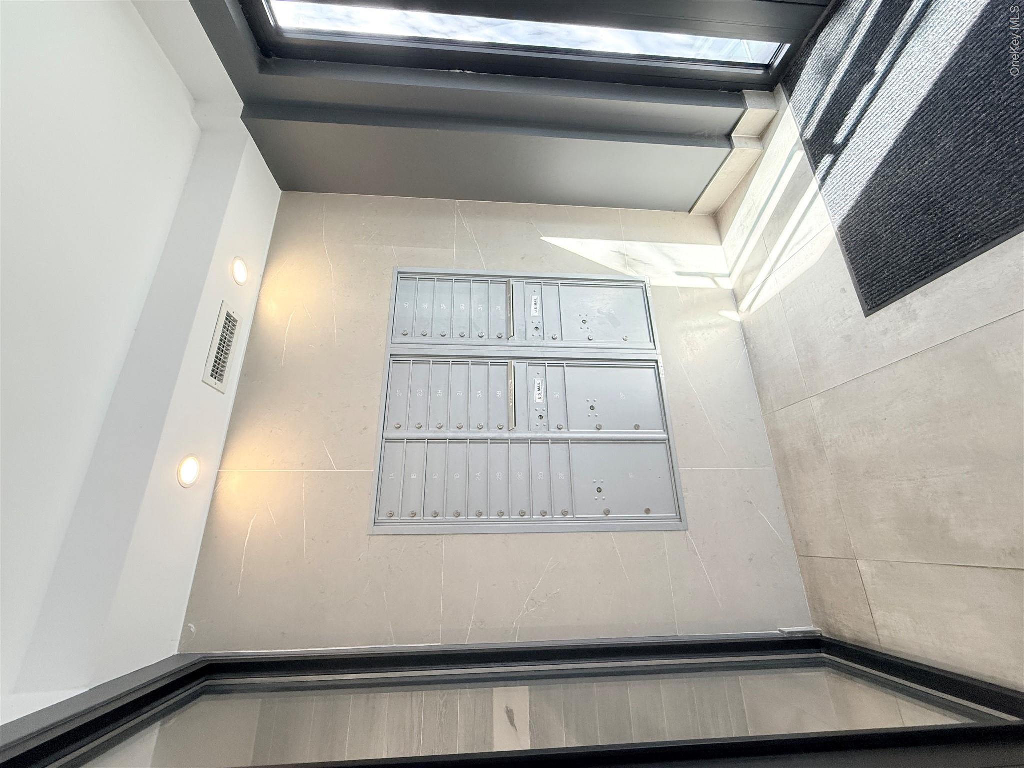 15353 77th Avenue, Unit 3C photo 3