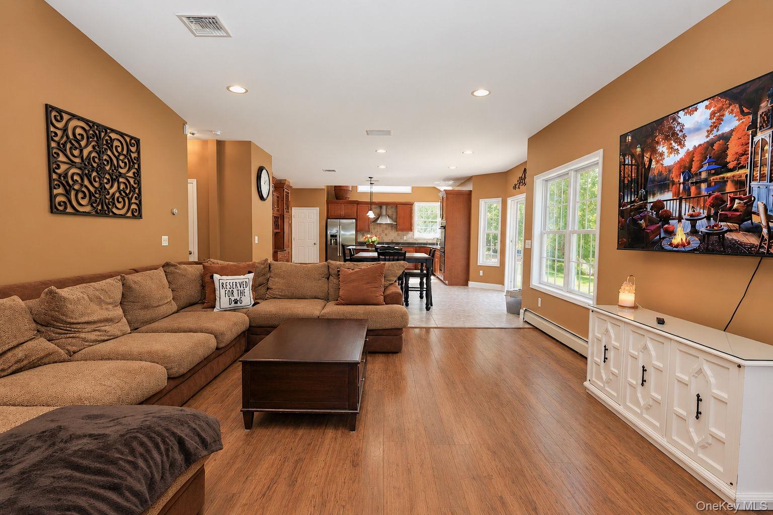 40 Sandra Lane – For Sale photo 16