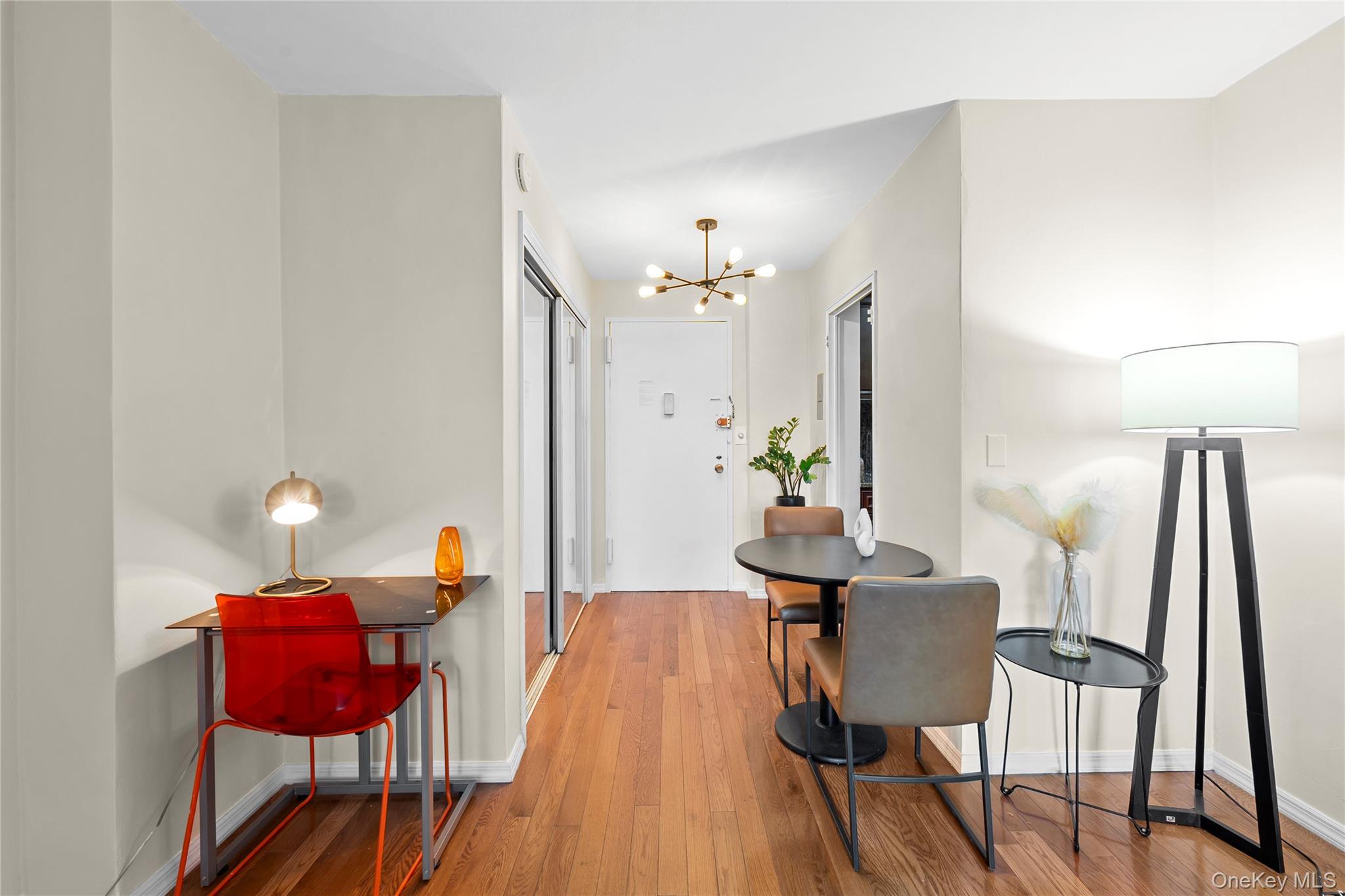 81-11 45th Avenue, Unit 3V photo 7