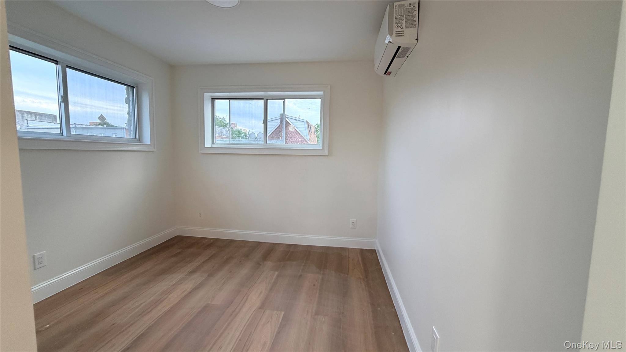 1931 Mayflower Avenue – For Rent photo 4