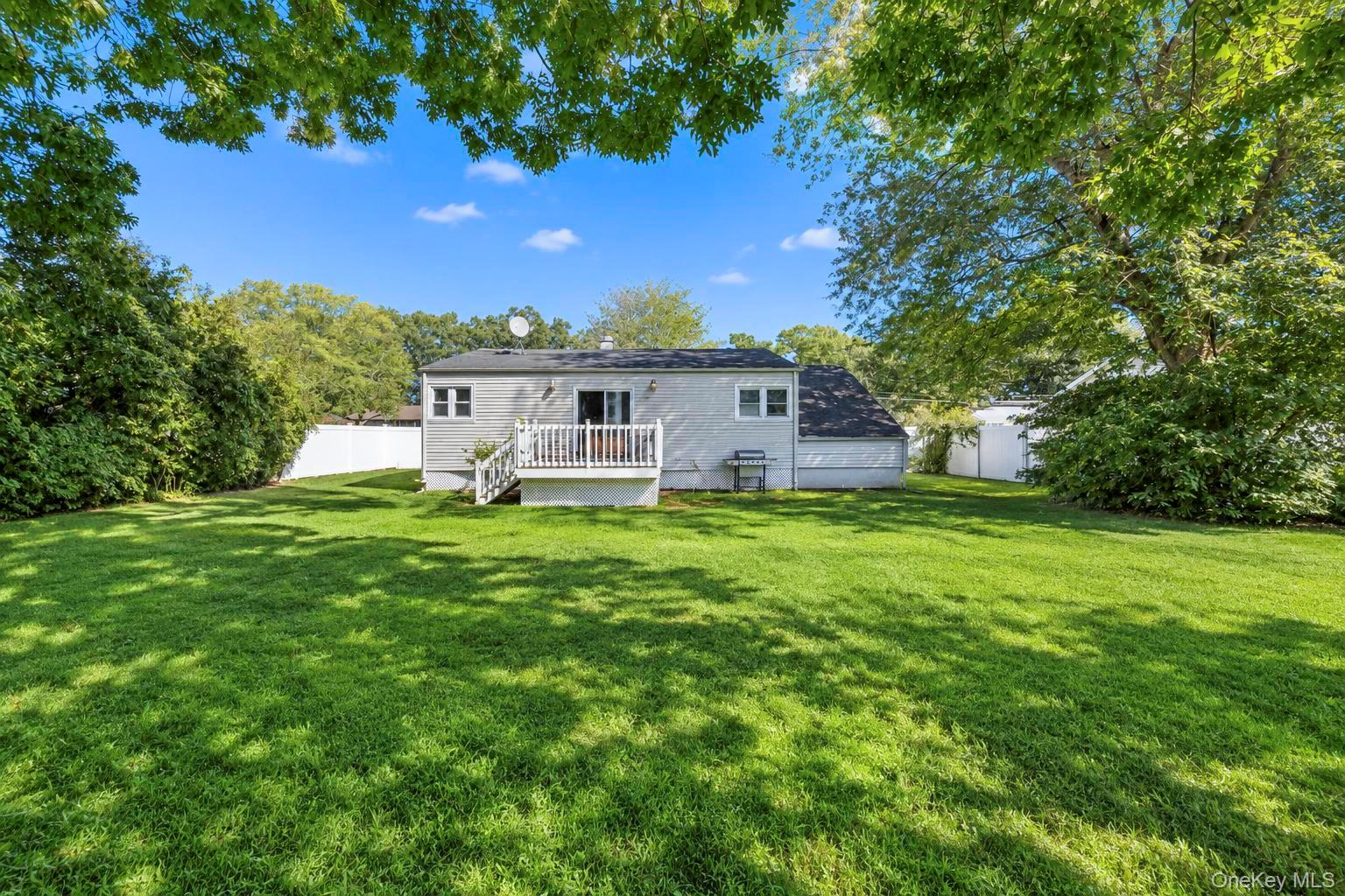 8 Norwalk Lane – For Sale photo 30
