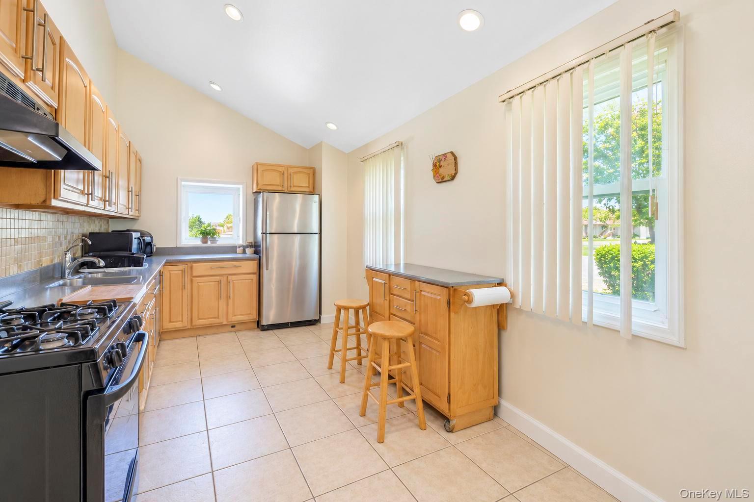 8 Norwalk Lane – For Sale photo 9