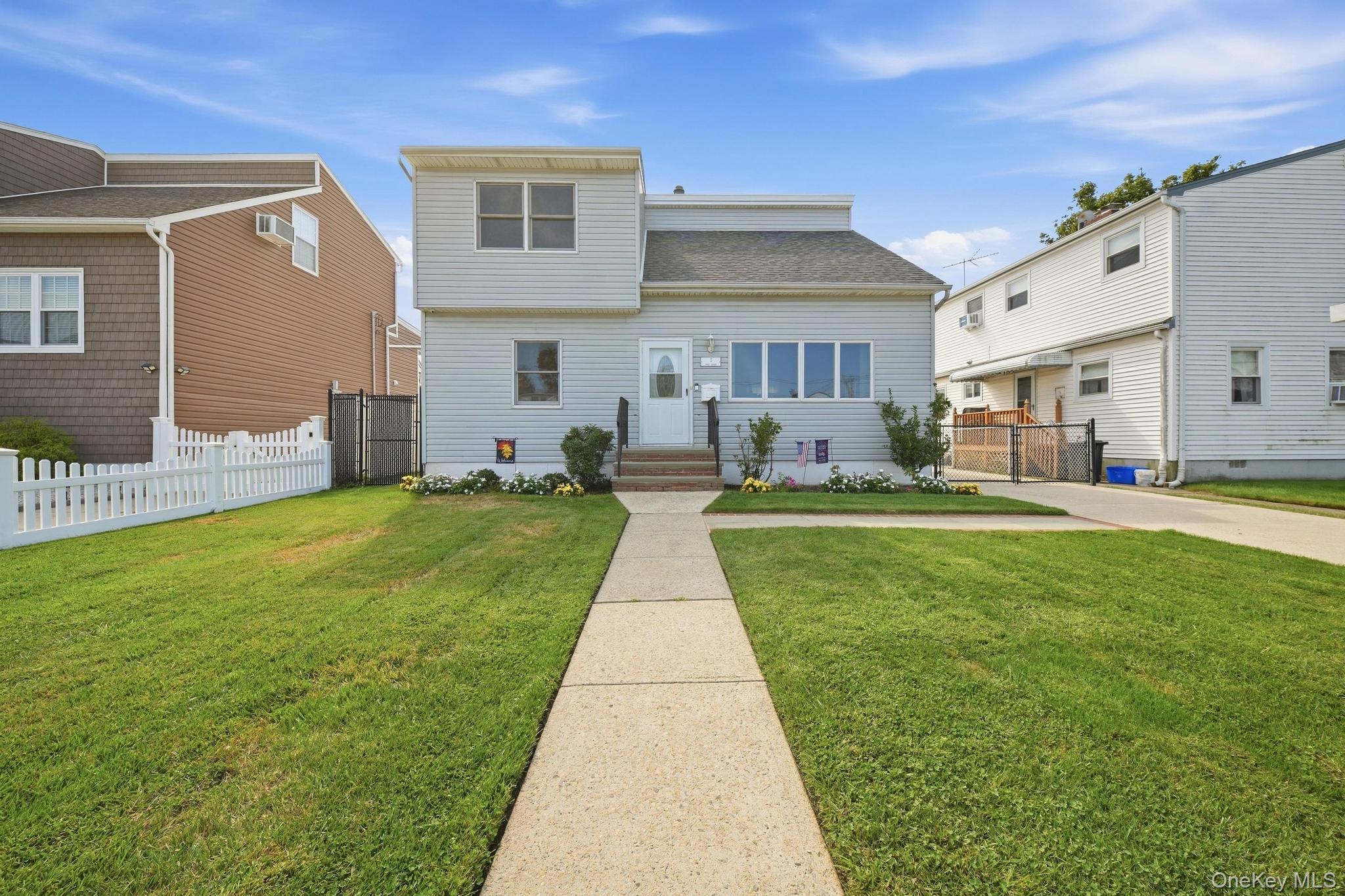 7 Polk Street – For Sale