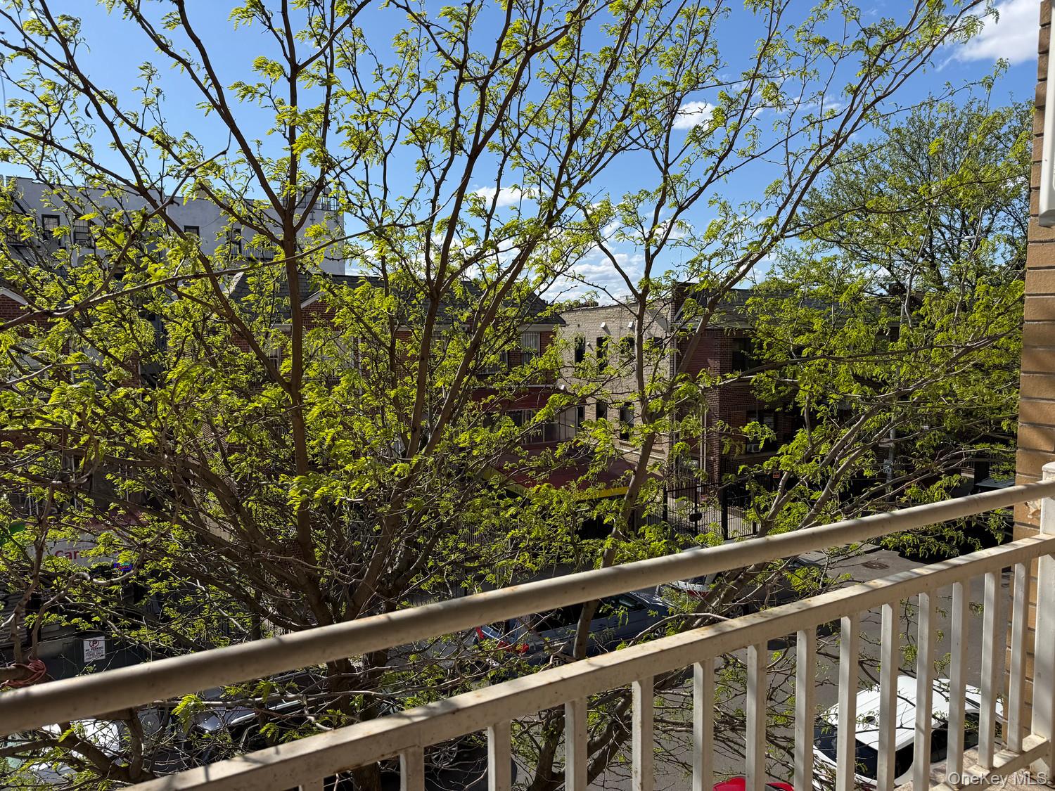93-05 37th Avenue, Unit 2B photo 9