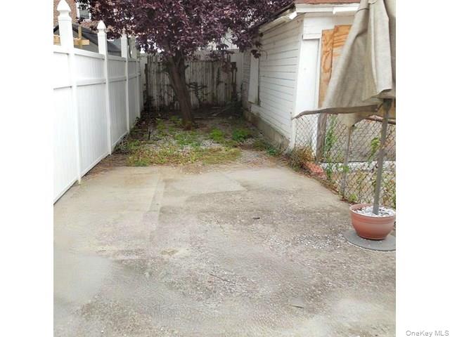 89-07 Vanderveer Street – For Sale photo 5
