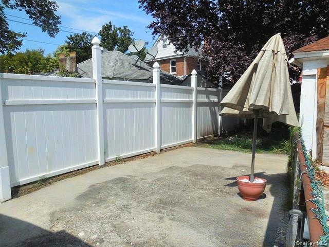 89-07 Vanderveer Street – For Sale photo 4