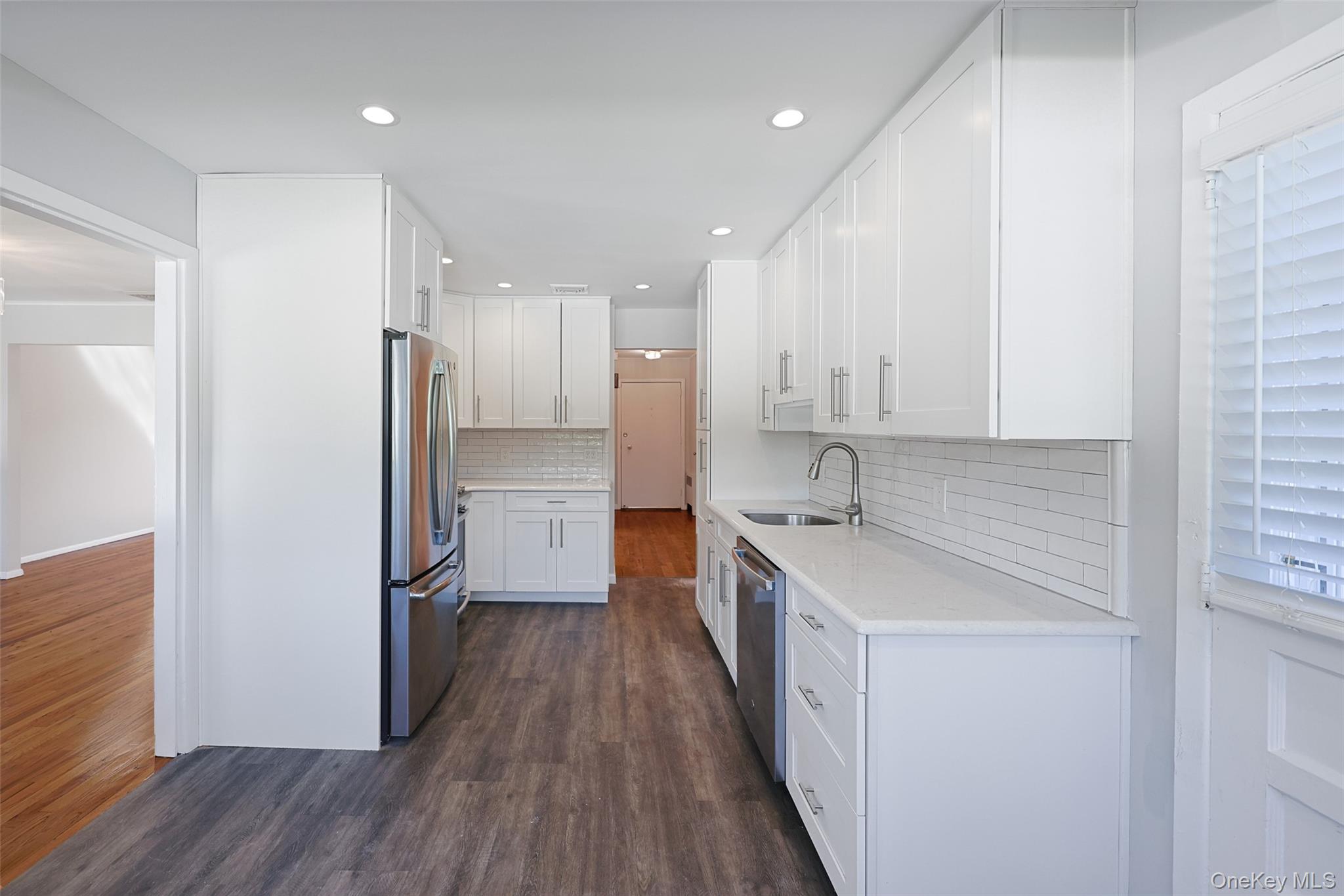25 Hollywood Drive – For Rent photo 14