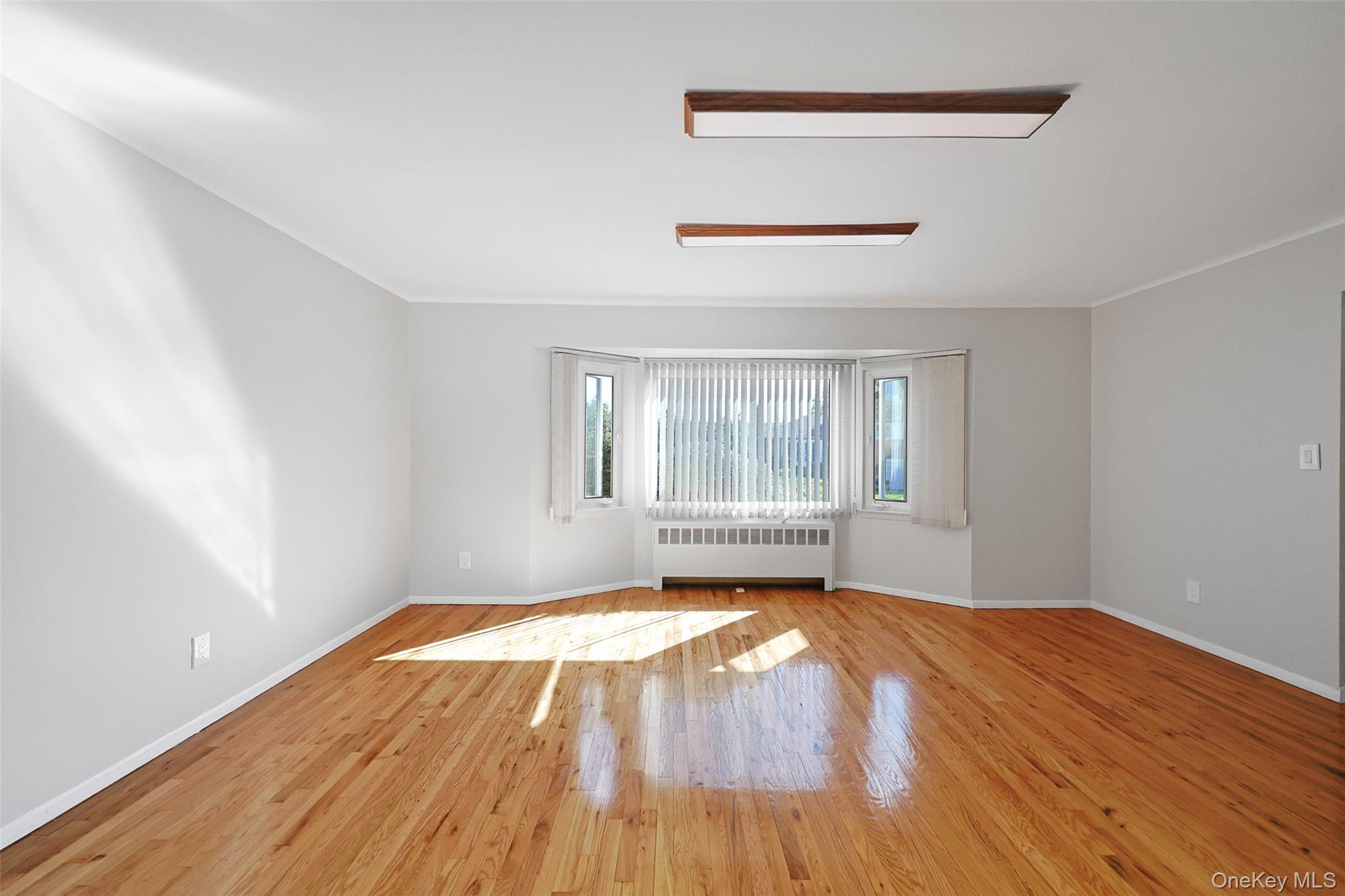 25 Hollywood Drive – For Rent photo 6