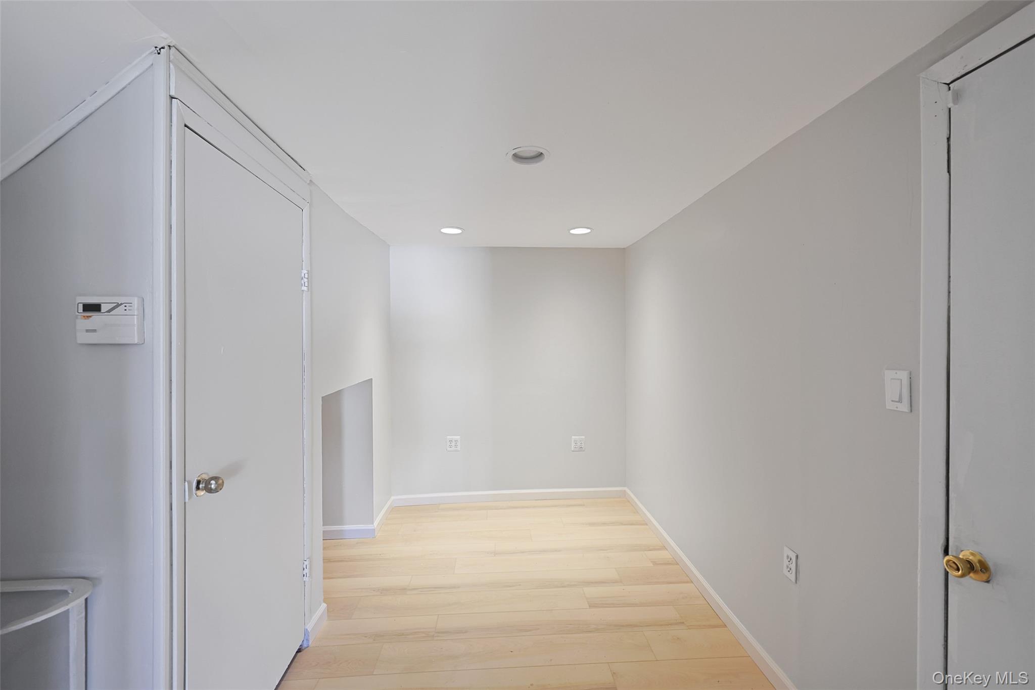 25 Hollywood Drive – For Rent photo 21