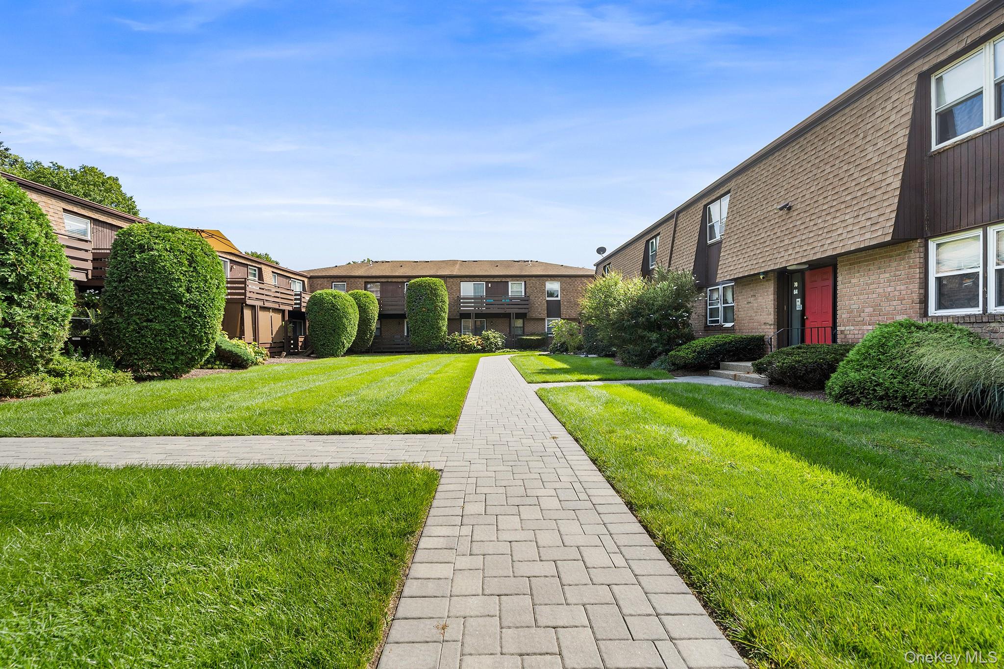 63 New Holland Village – For Sale