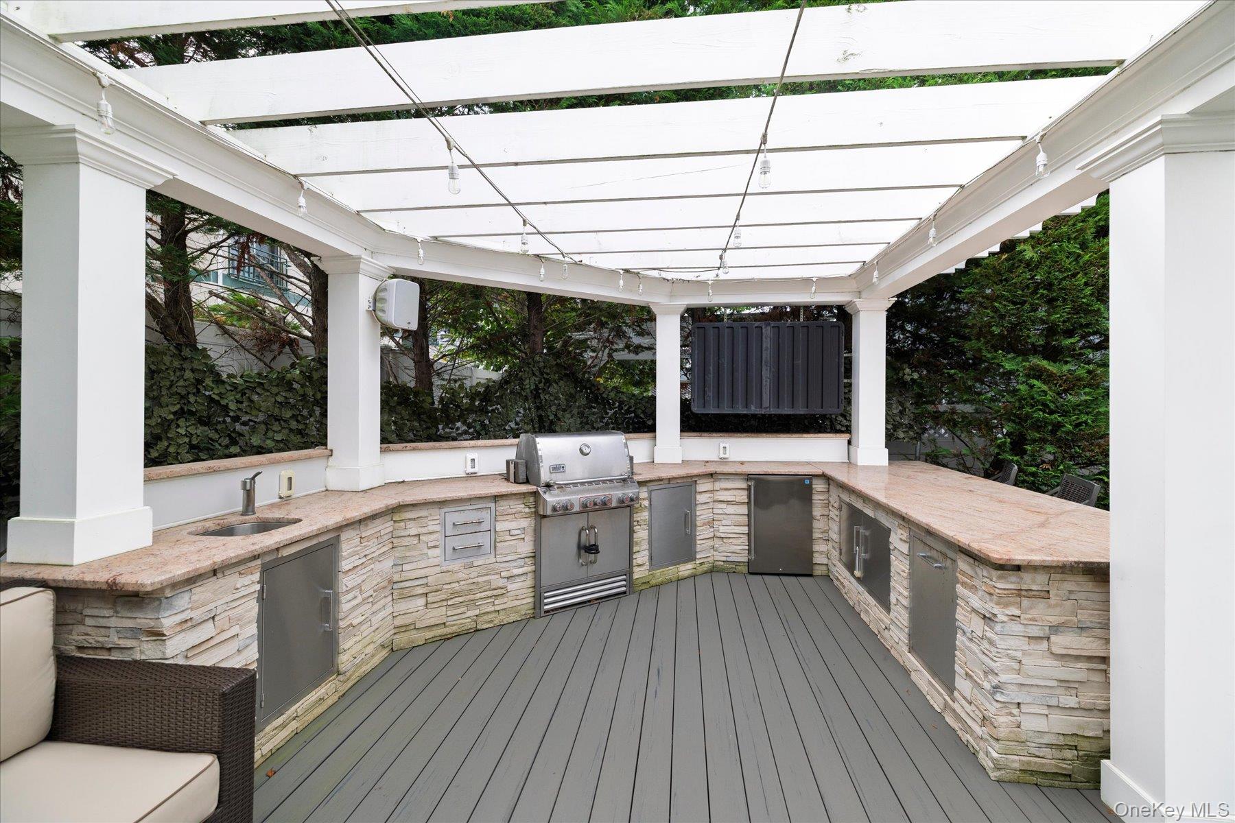 540 W Penn Street – For Sale photo 8